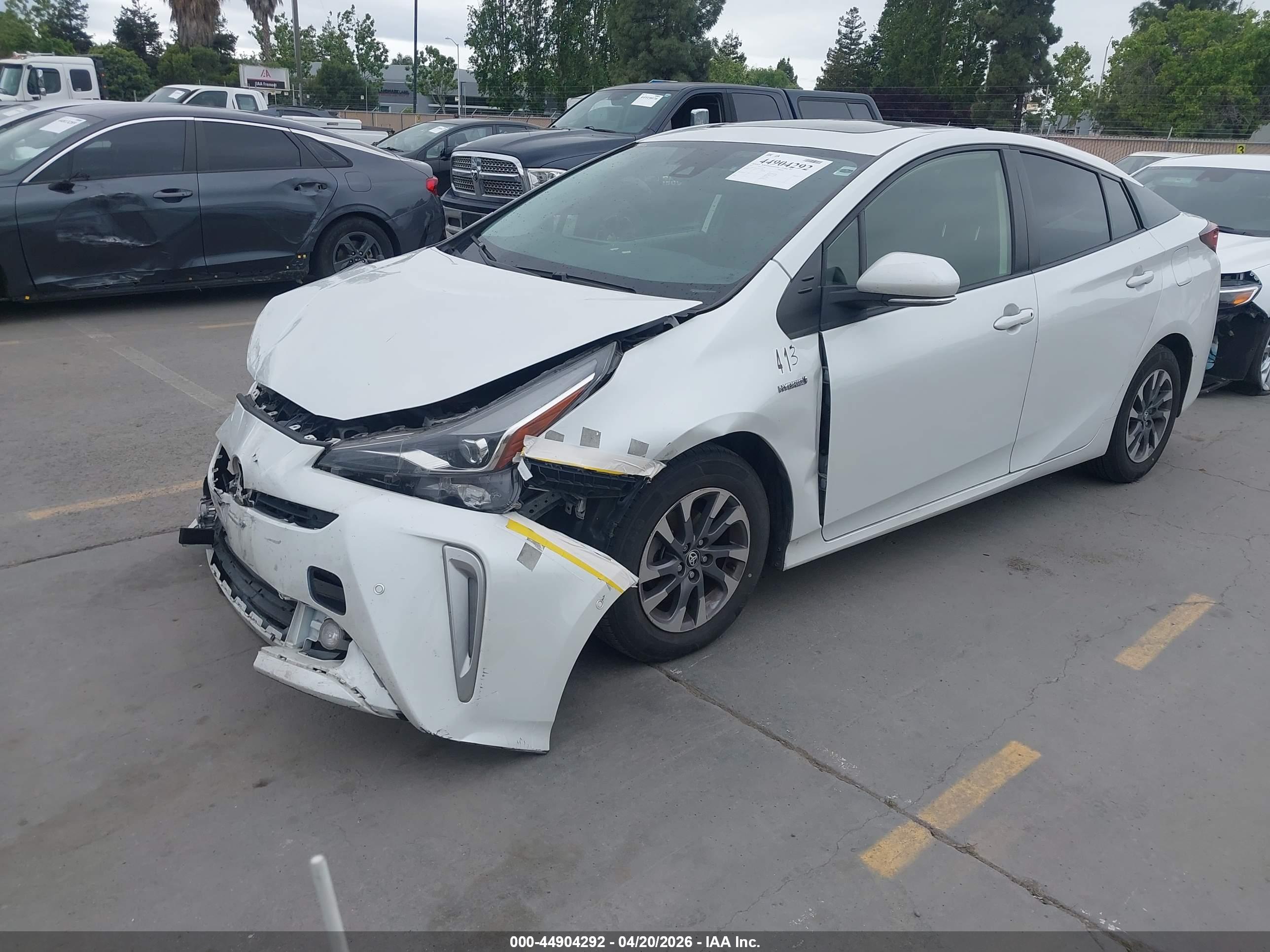 TOYOTA PRIUS image 2