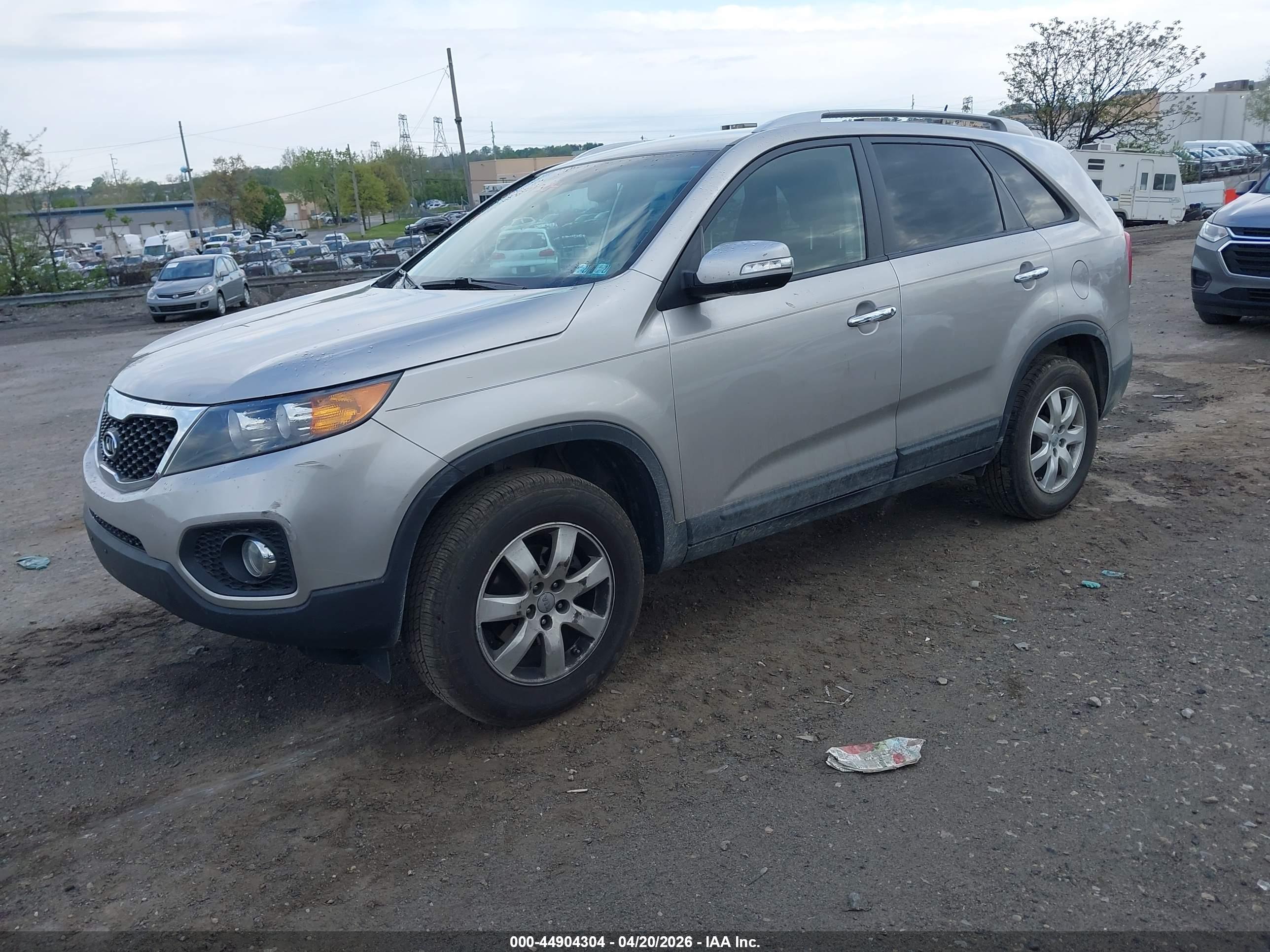 KIA SORENTO image 2