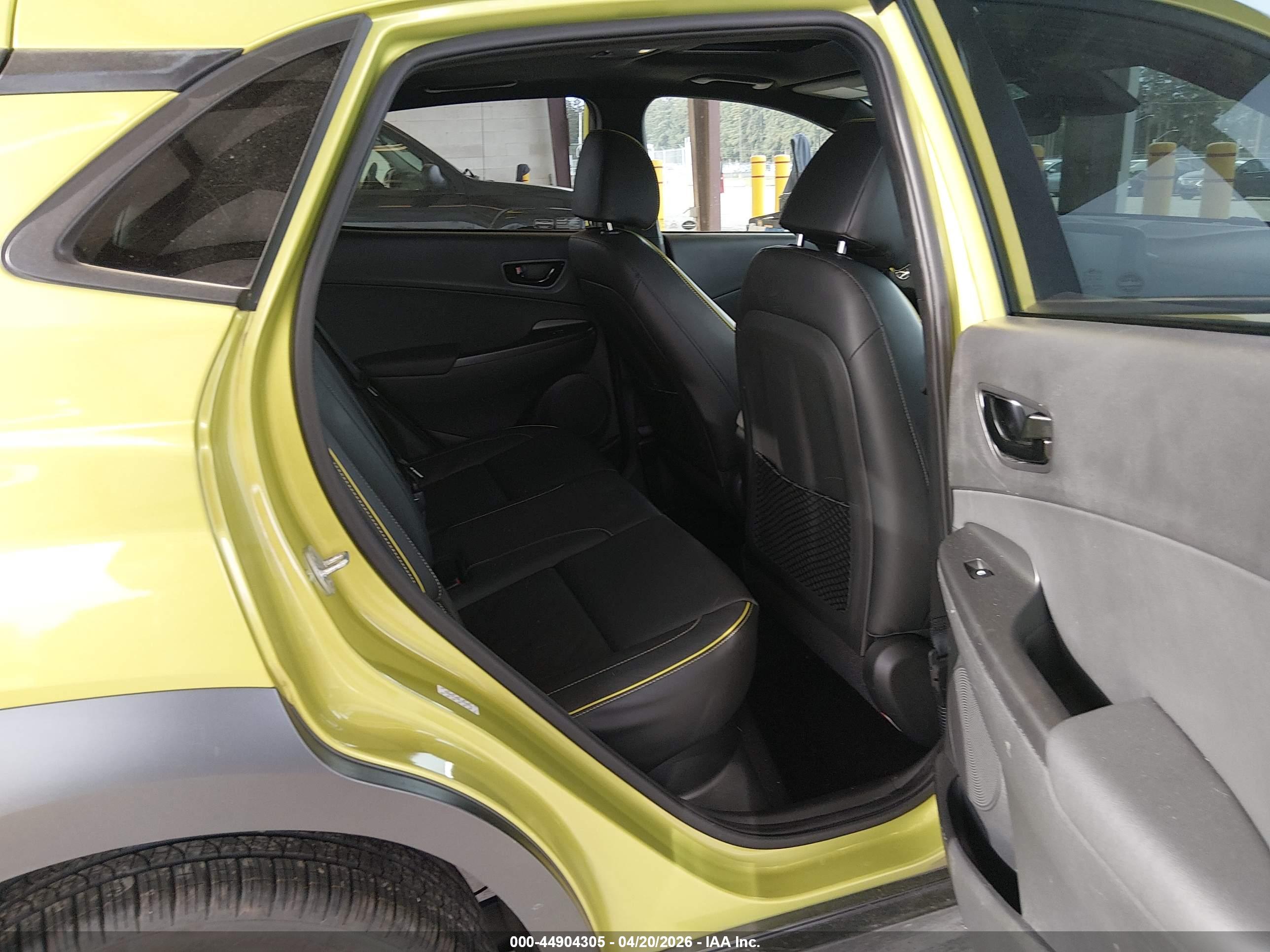 HYUNDAI KONA image 8