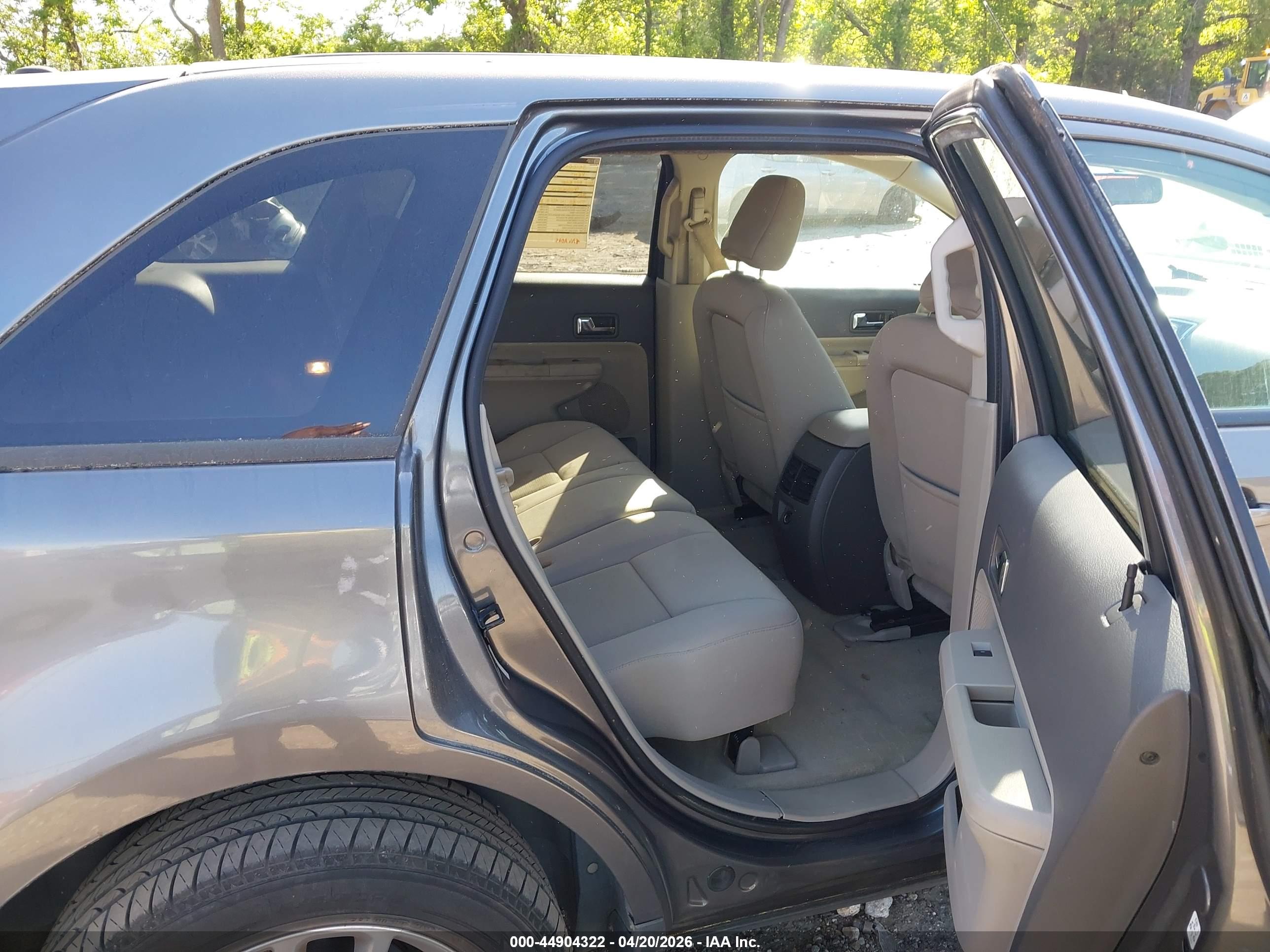 FORD EDGE image 8