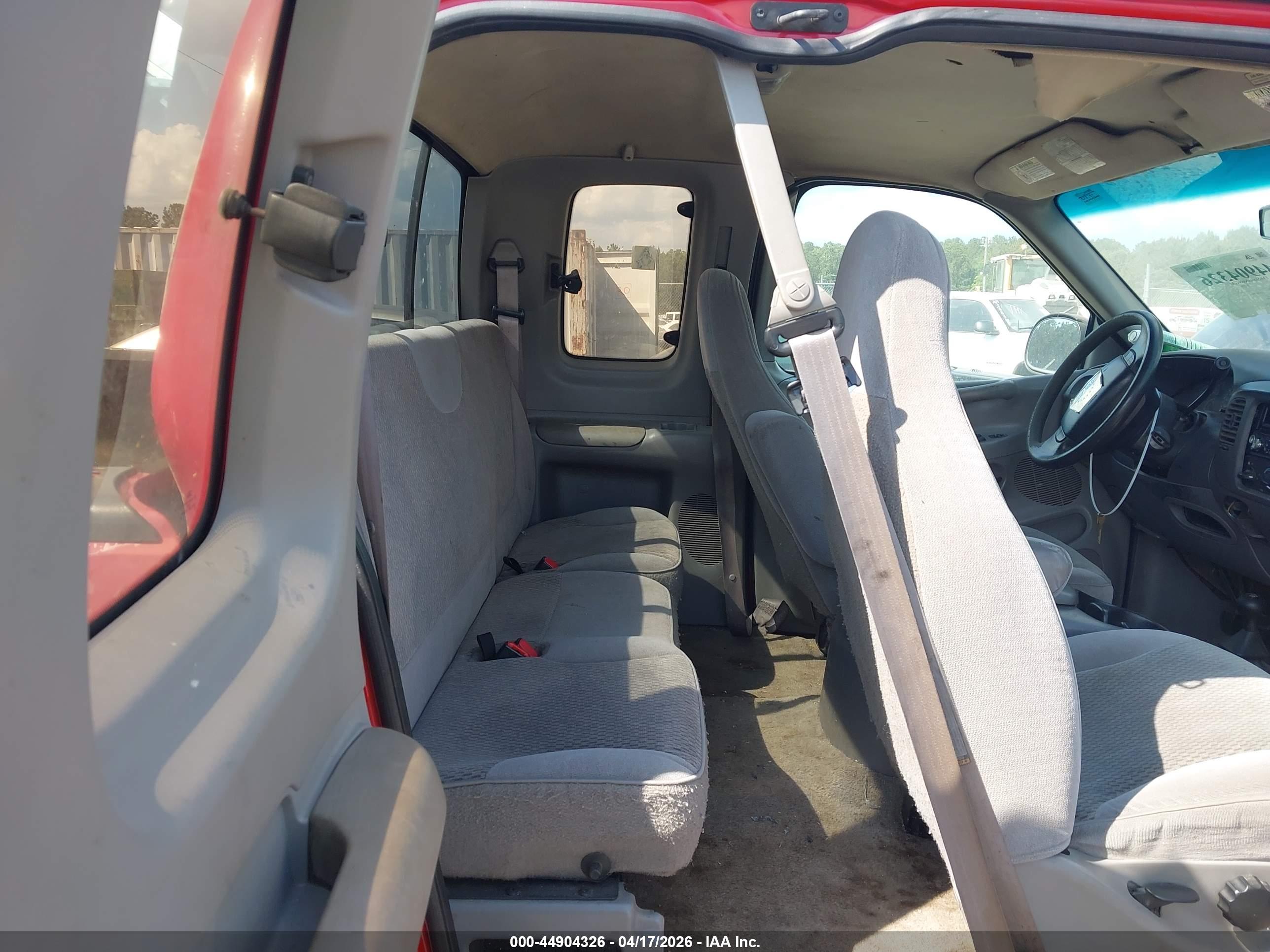 FORD F-150 image 8