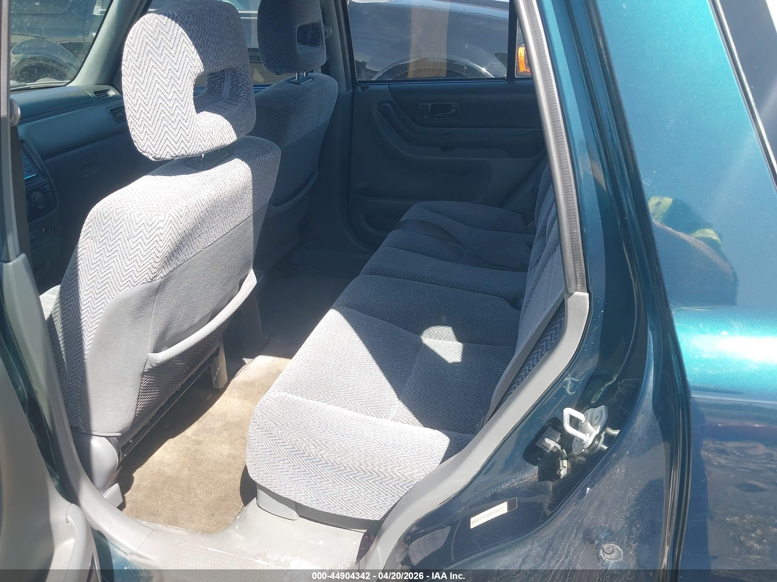 HONDA CR-V image 8