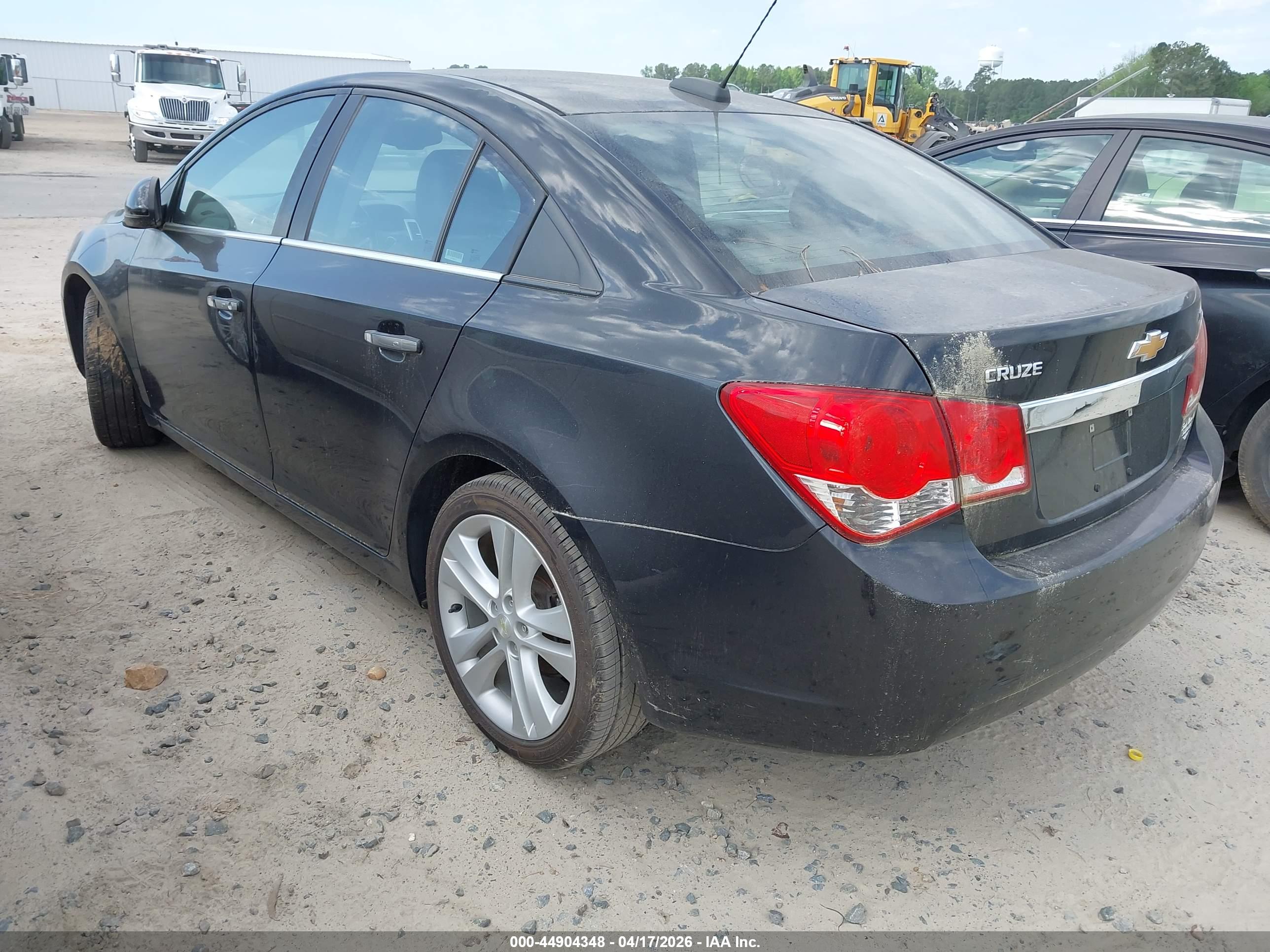 CHEVROLET CRUZE image 3