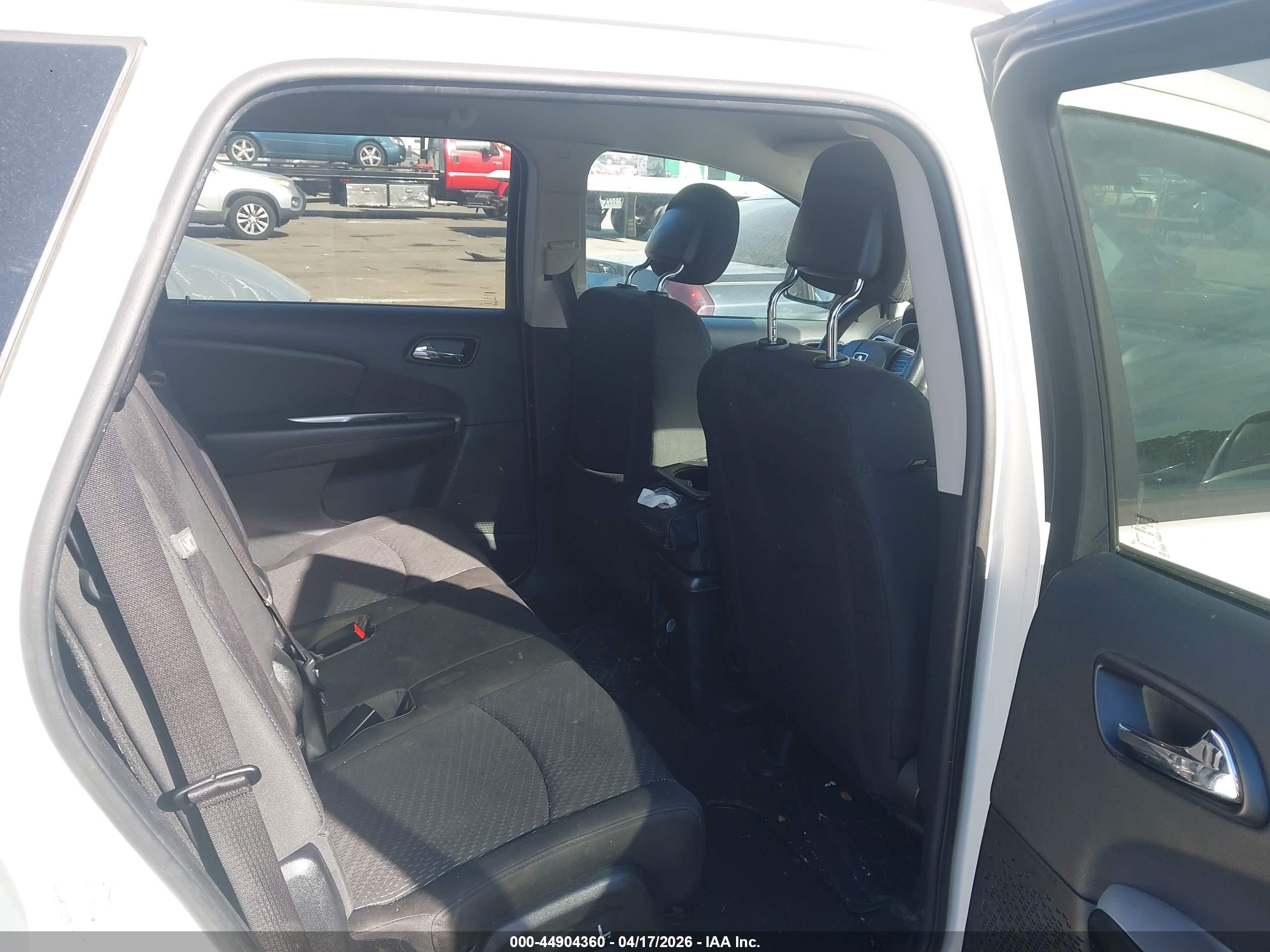 DODGE JOURNEY image 8