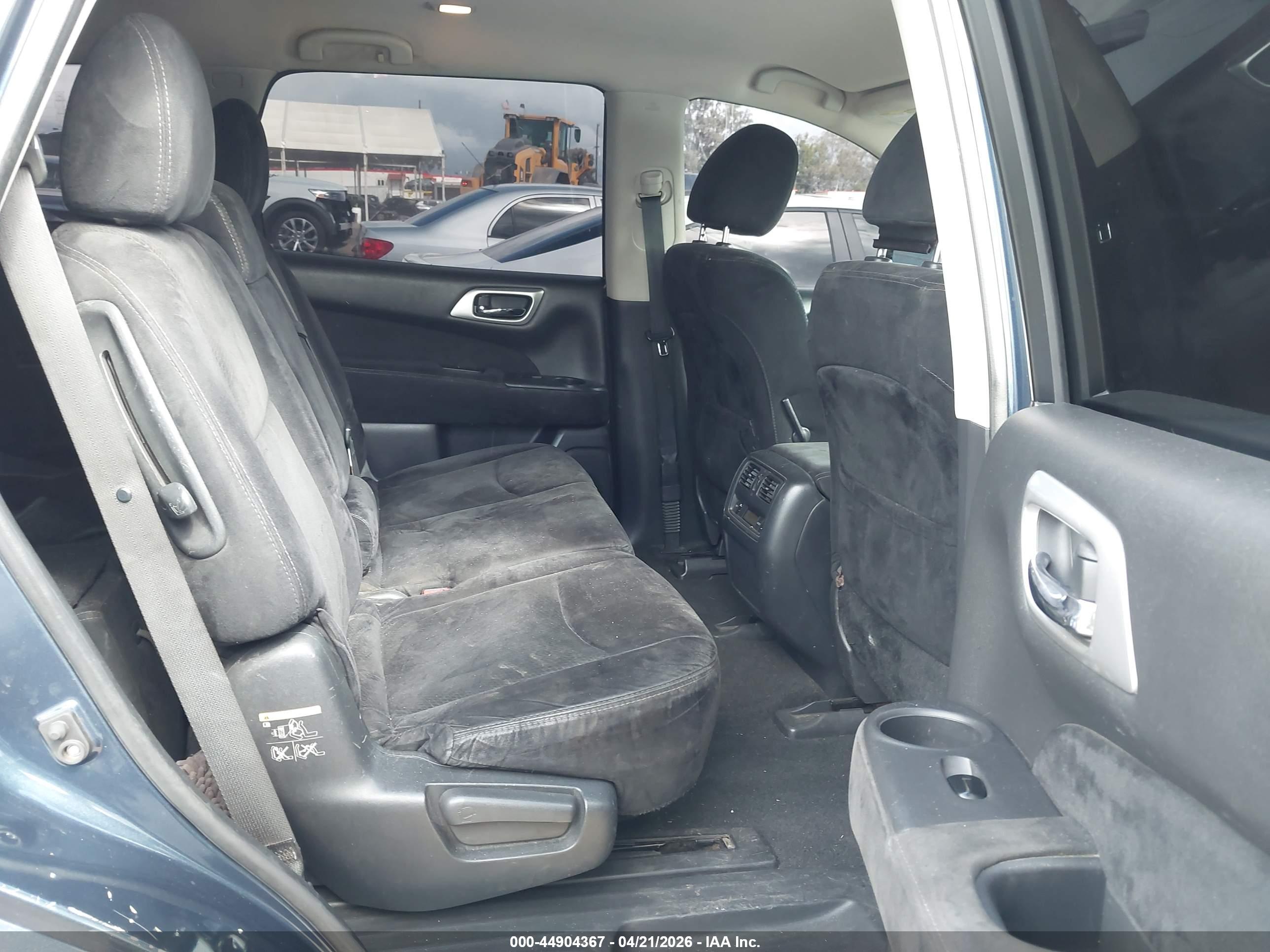 NISSAN PATHFINDER image 8