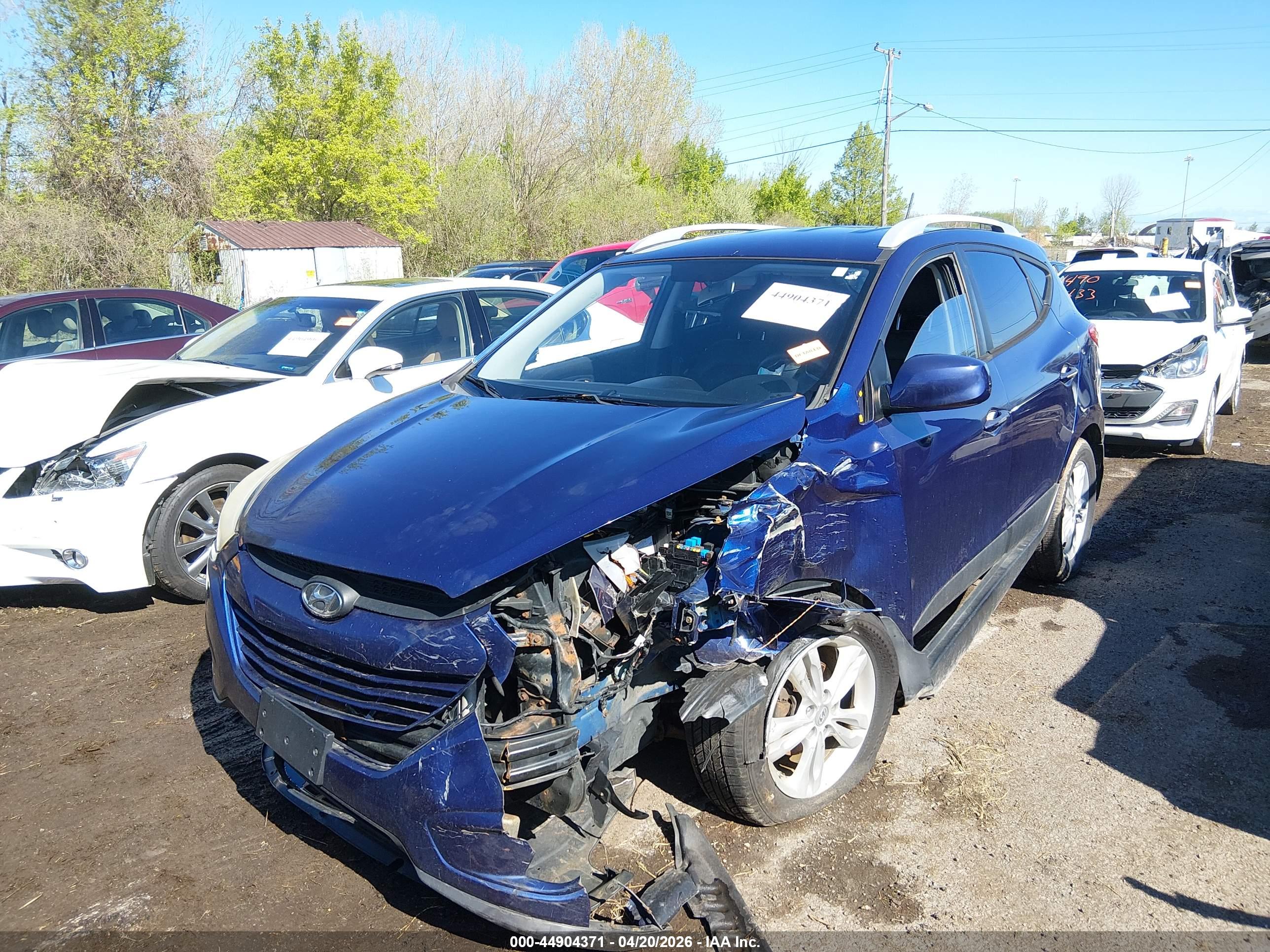 HYUNDAI TUCSON image 2