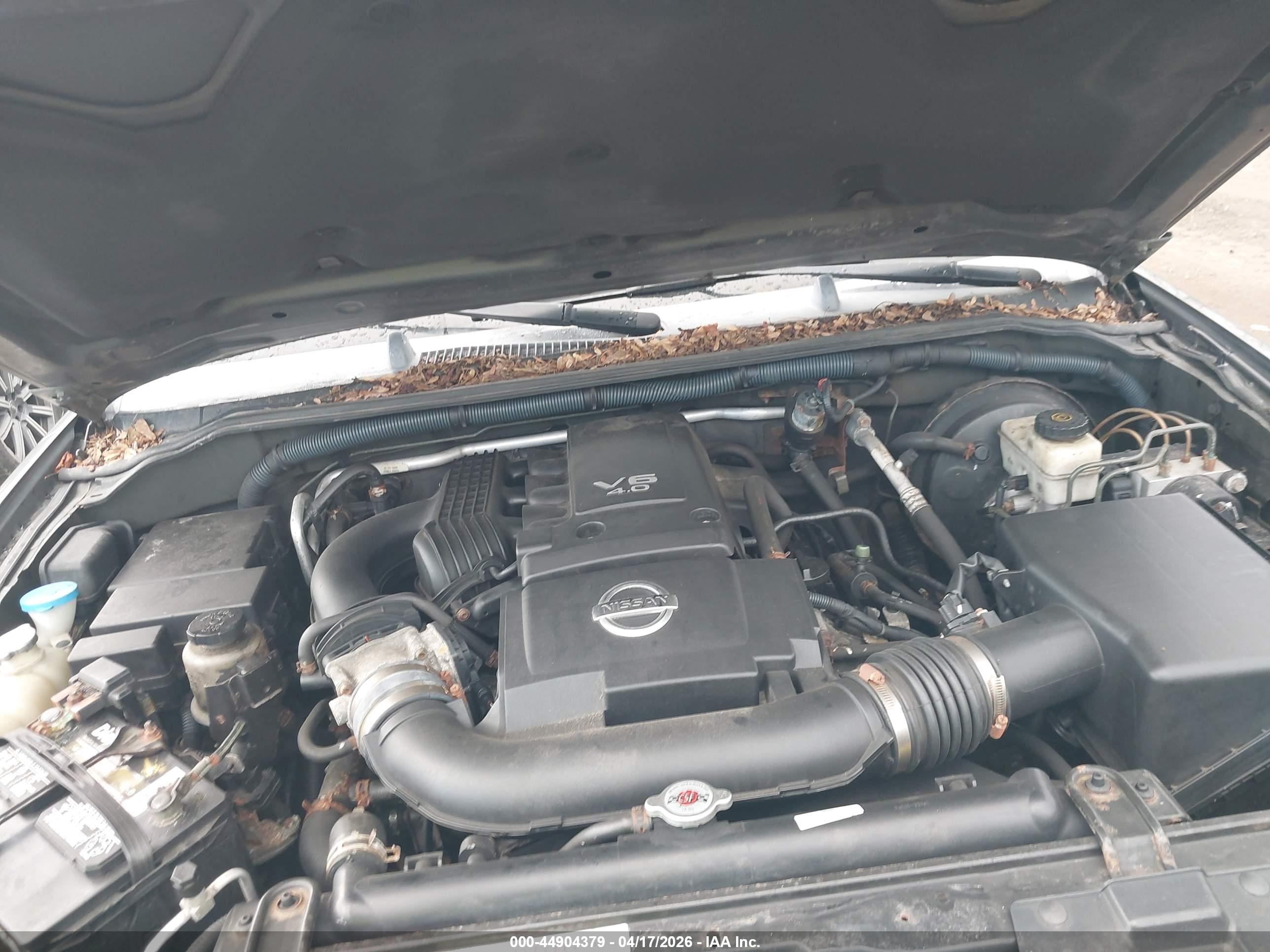 NISSAN PATHFINDER image 10