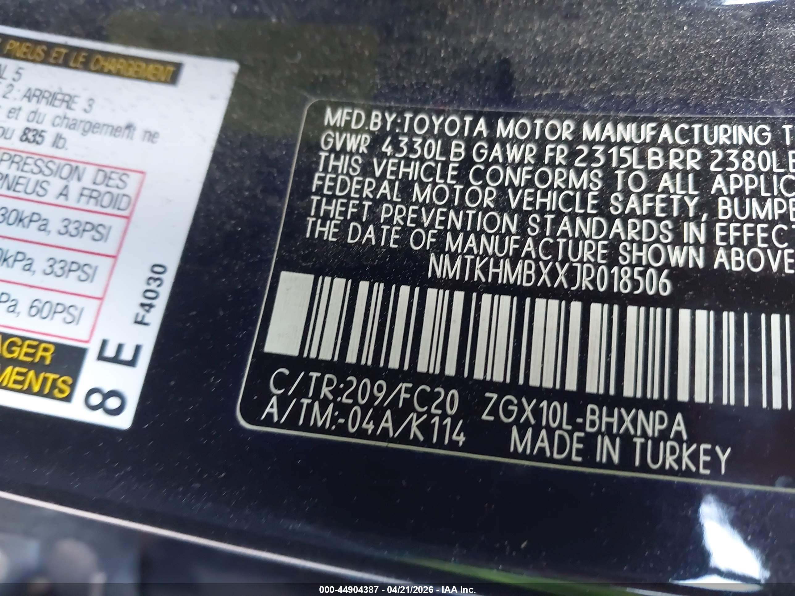 TOYOTA C-HR image 9
