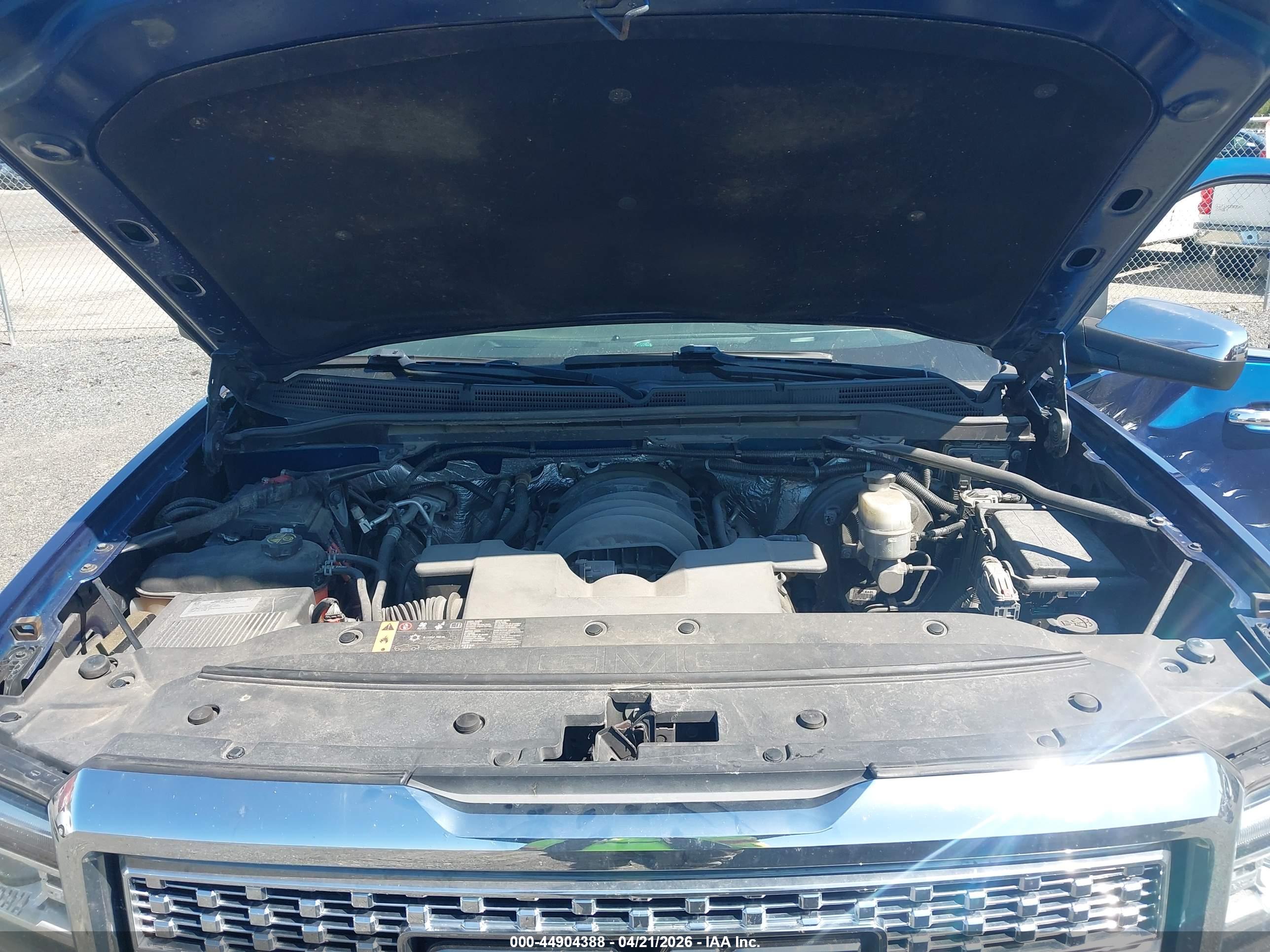 GMC SIERRA image 10