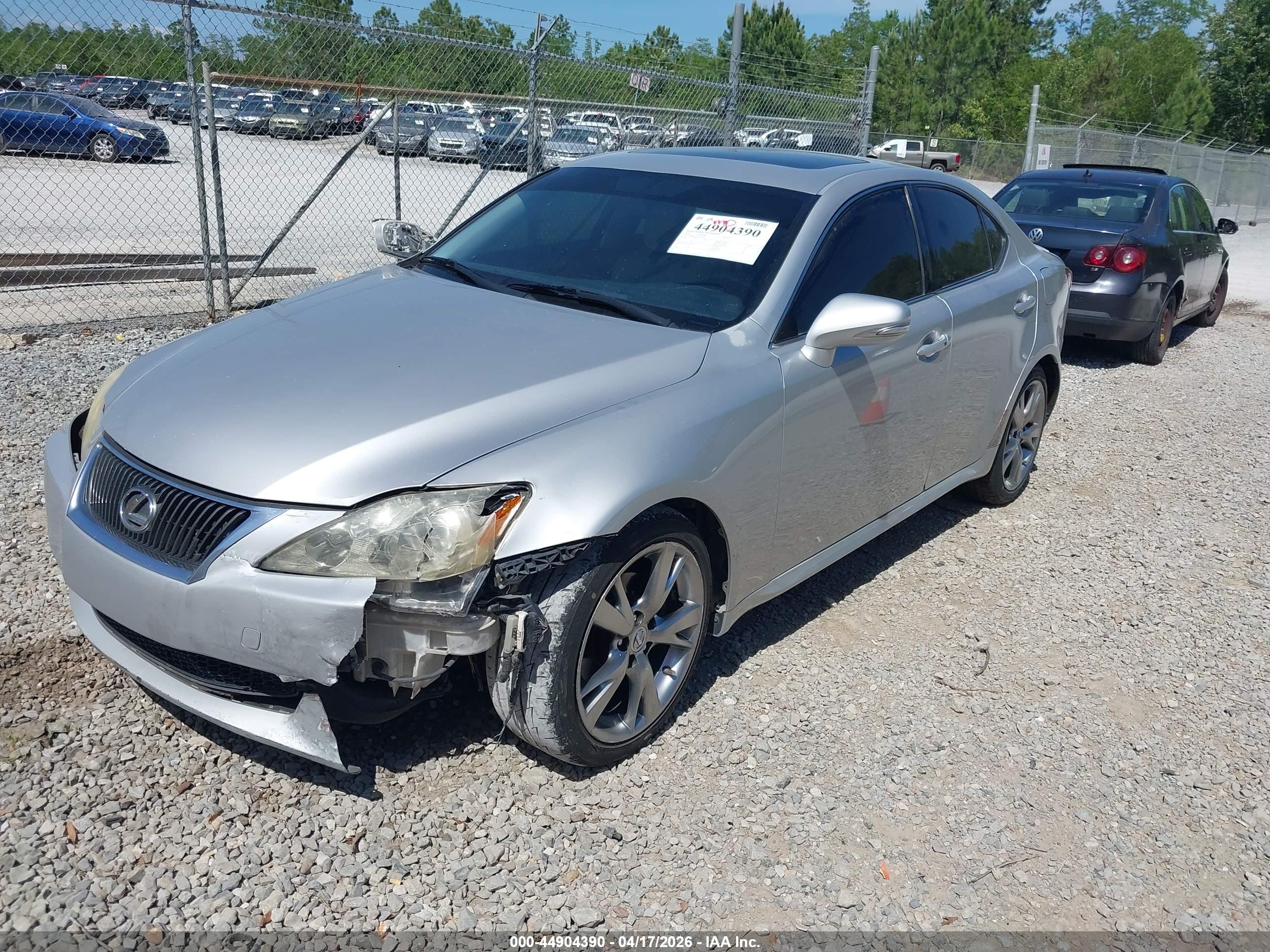 LEXUS IS image 2