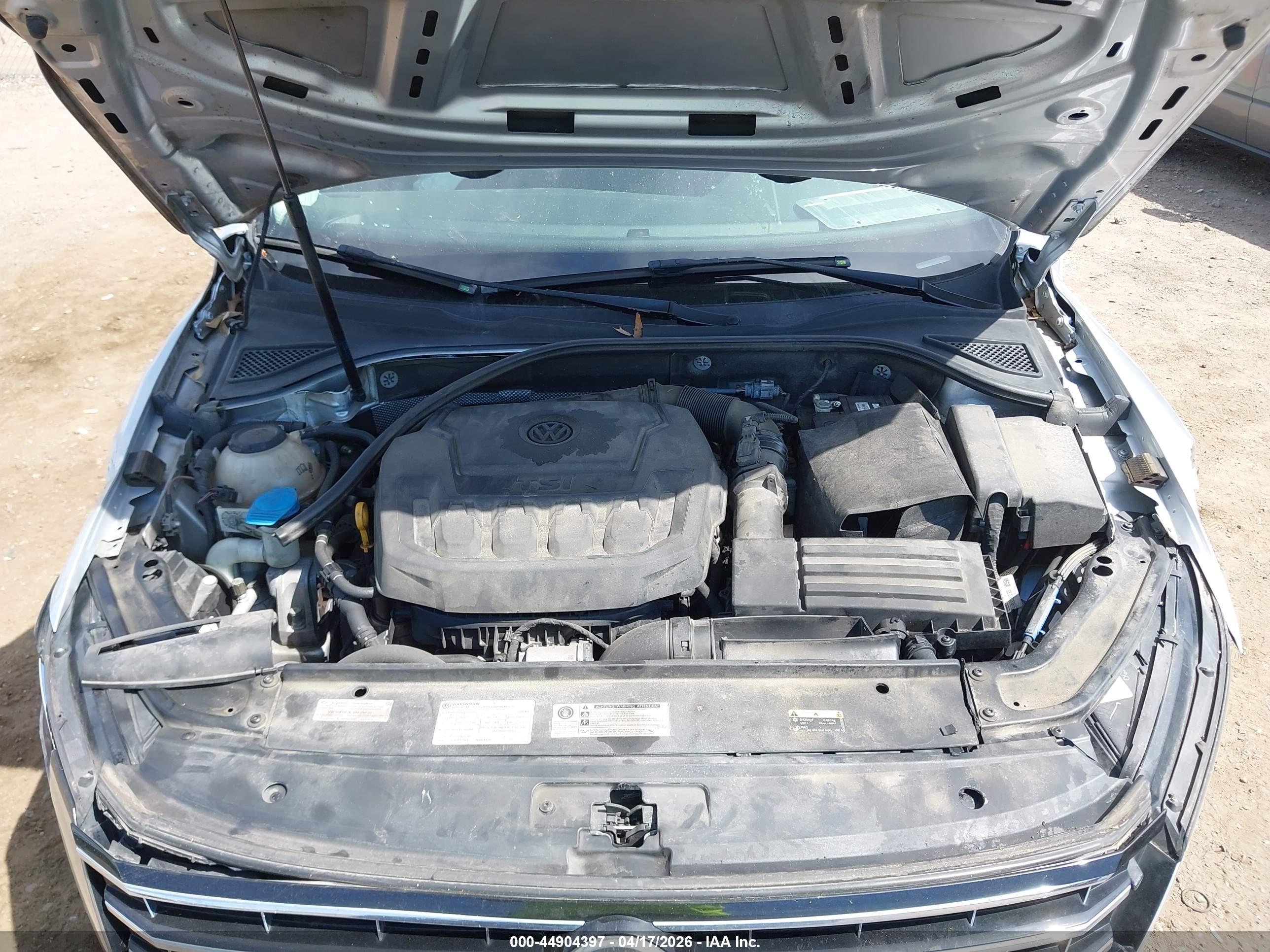 VOLKSWAGEN PASSAT image 10