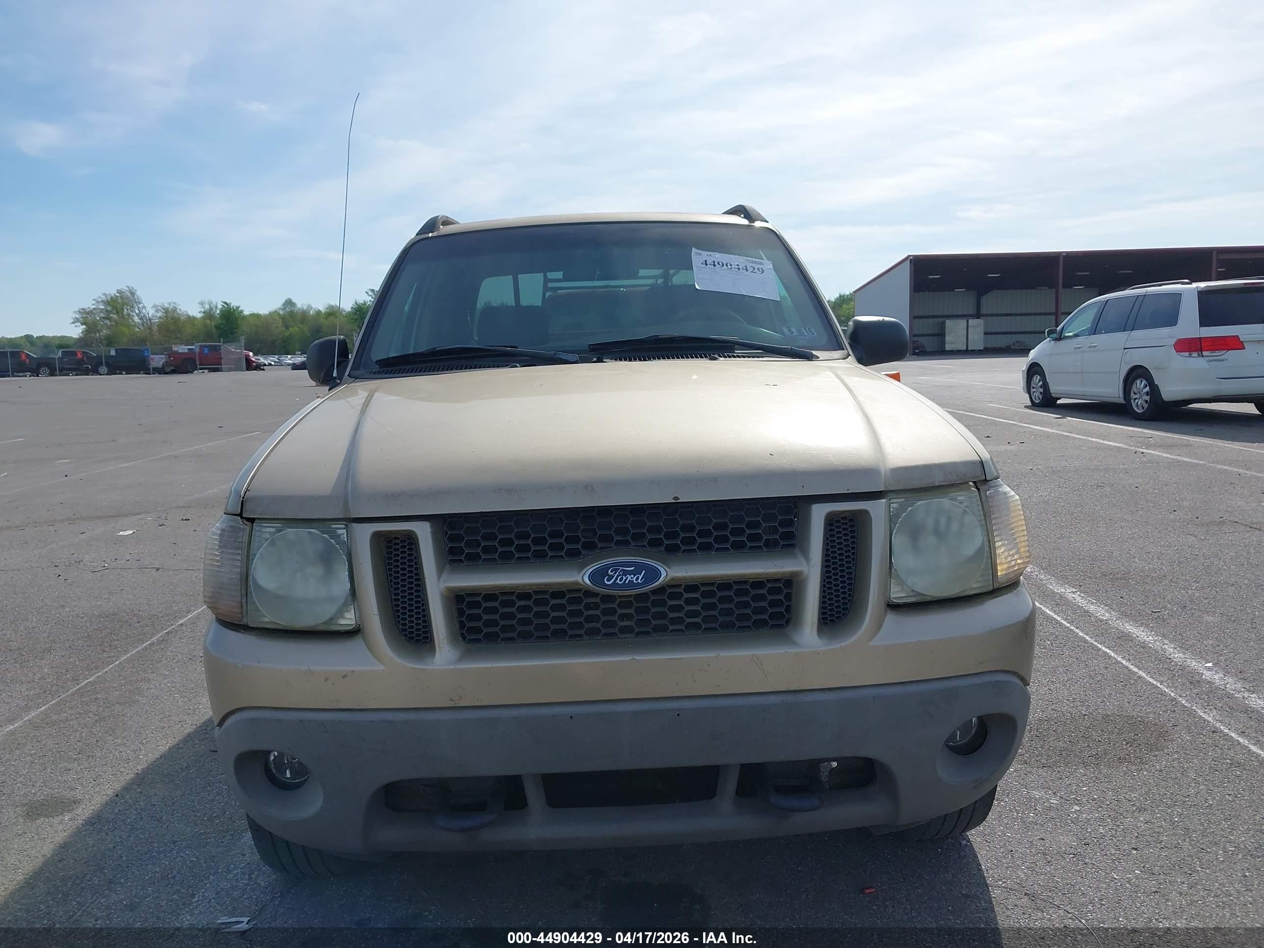 FORD EXPLORER image 6