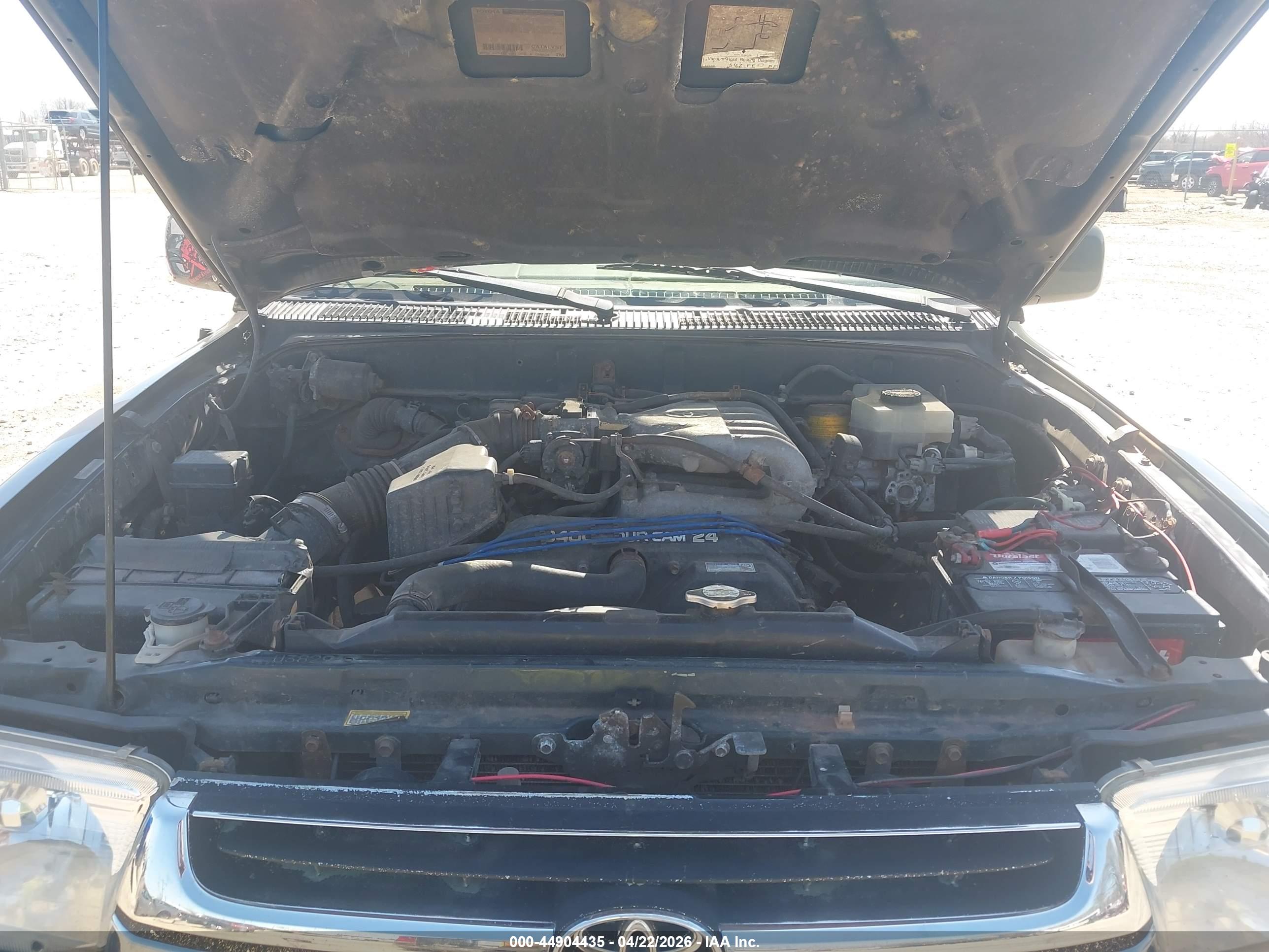 TOYOTA 4RUNNER image 10
