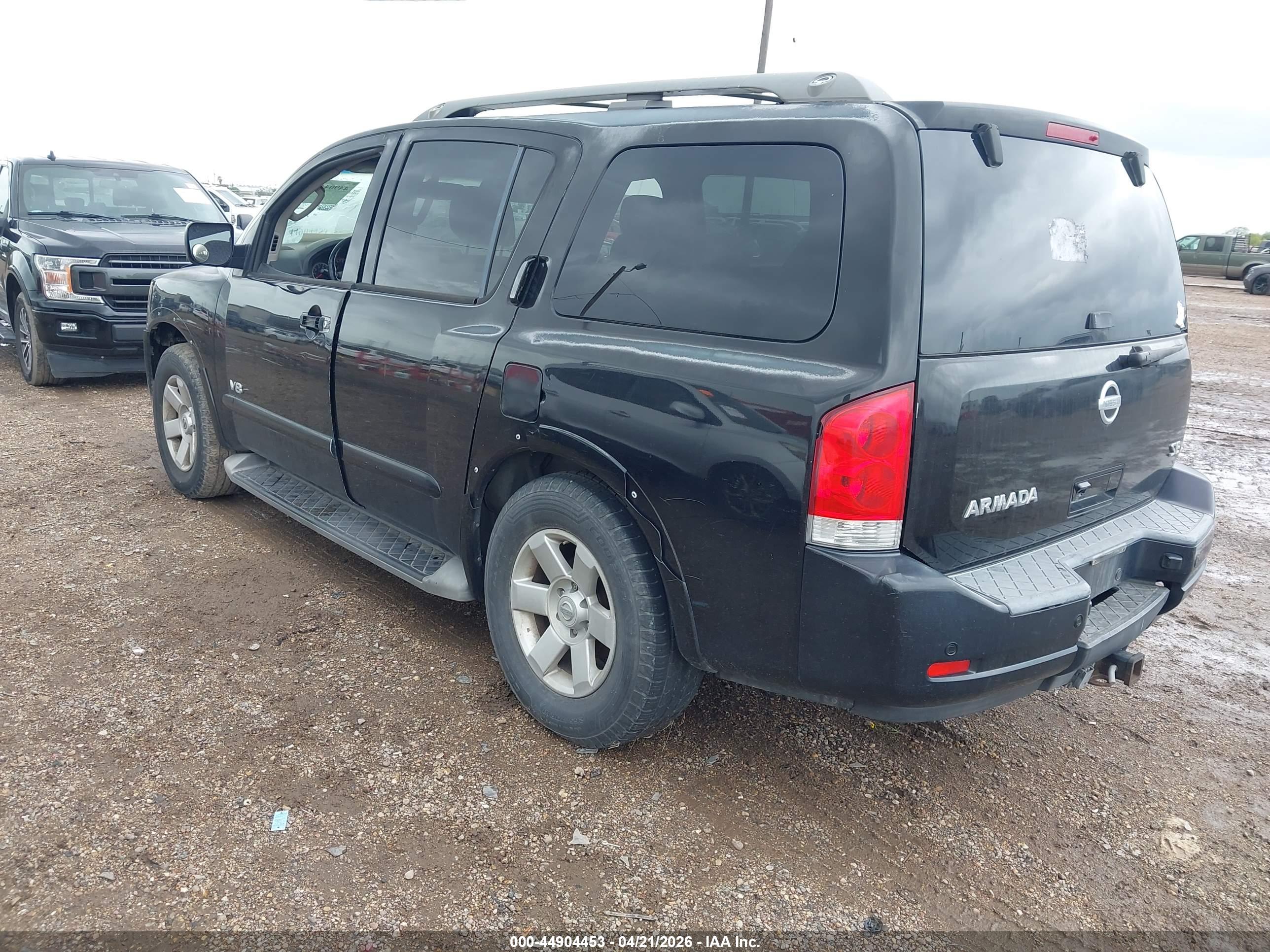 NISSAN ARMADA image 3