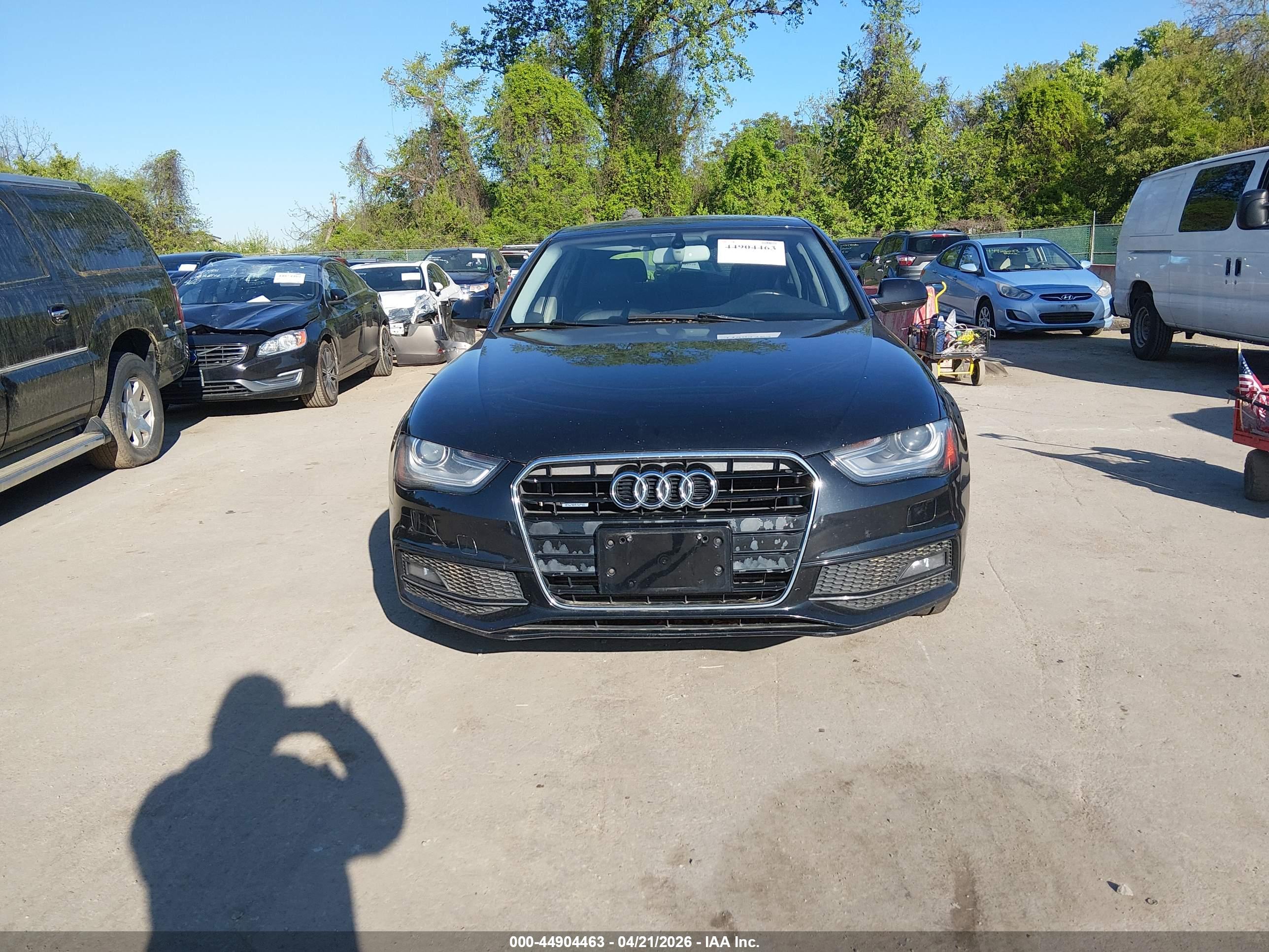 AUDI A4 image 6