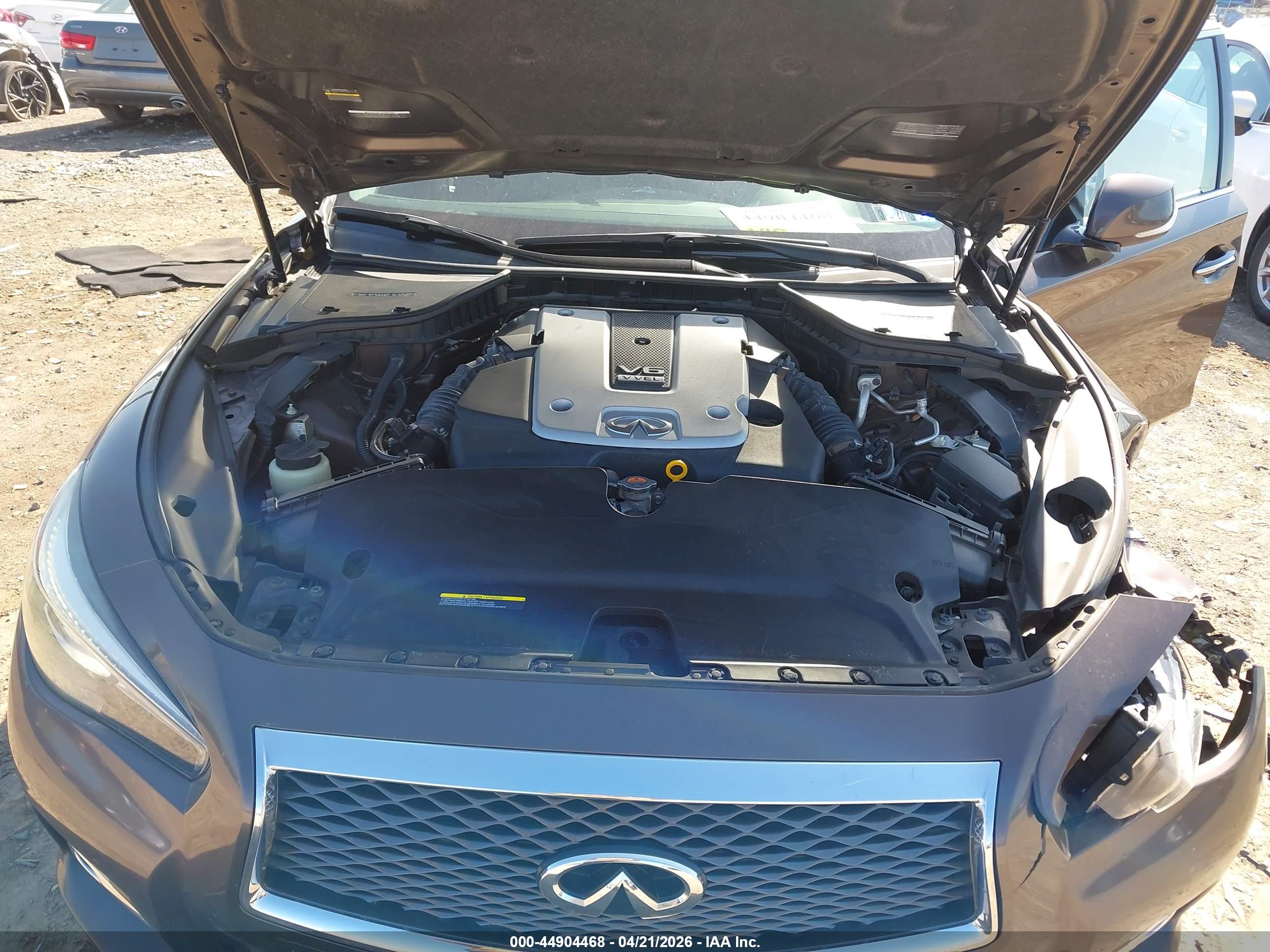 INFINITI Q50 image 10