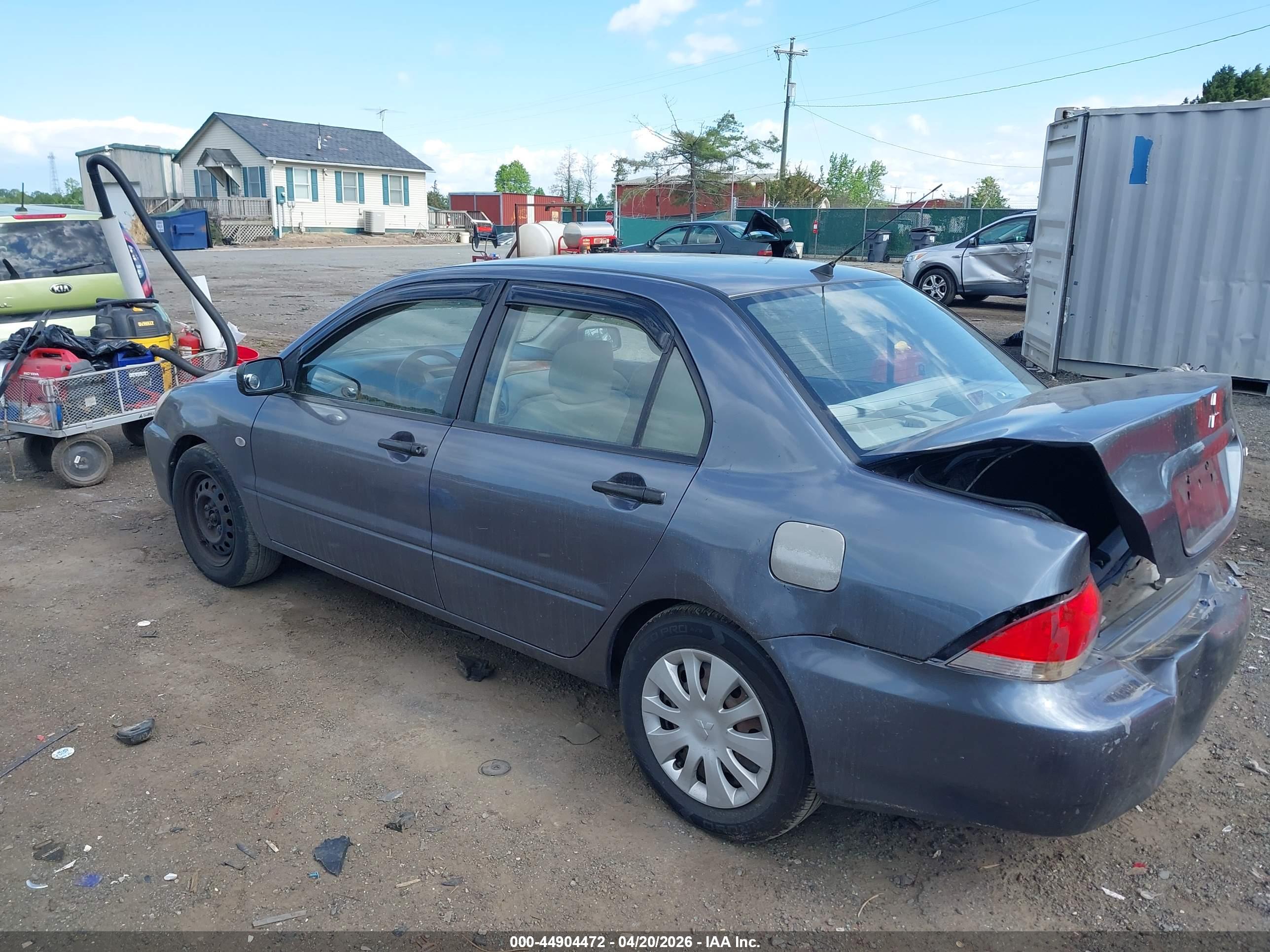 MITSUBISHI LANCER image 3