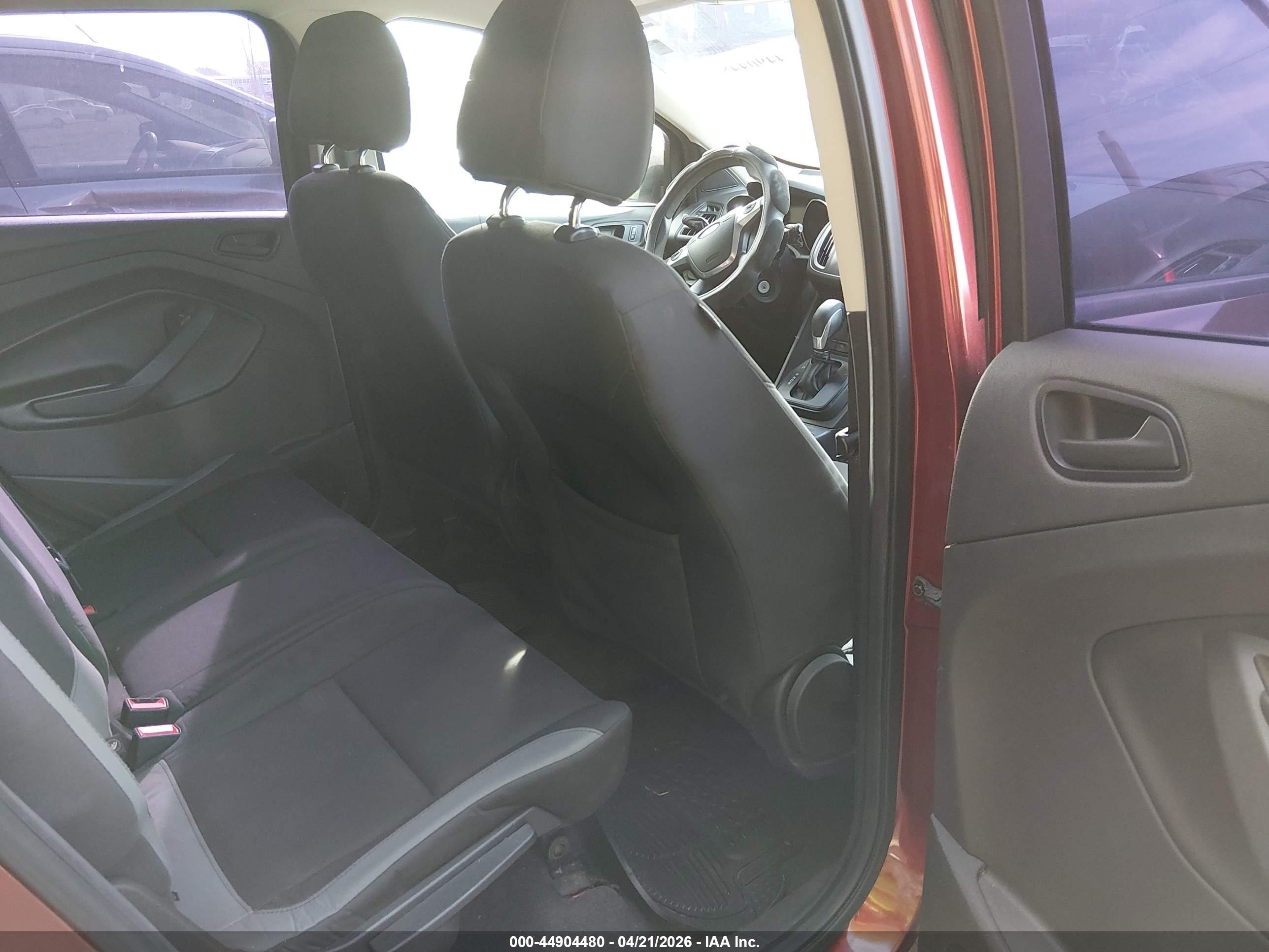 FORD ESCAPE image 8