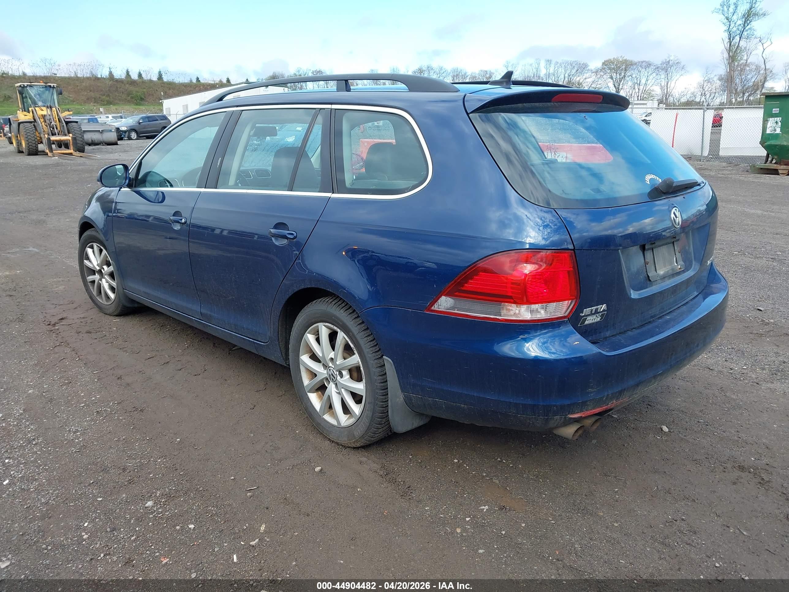 VOLKSWAGEN JETTA image 3