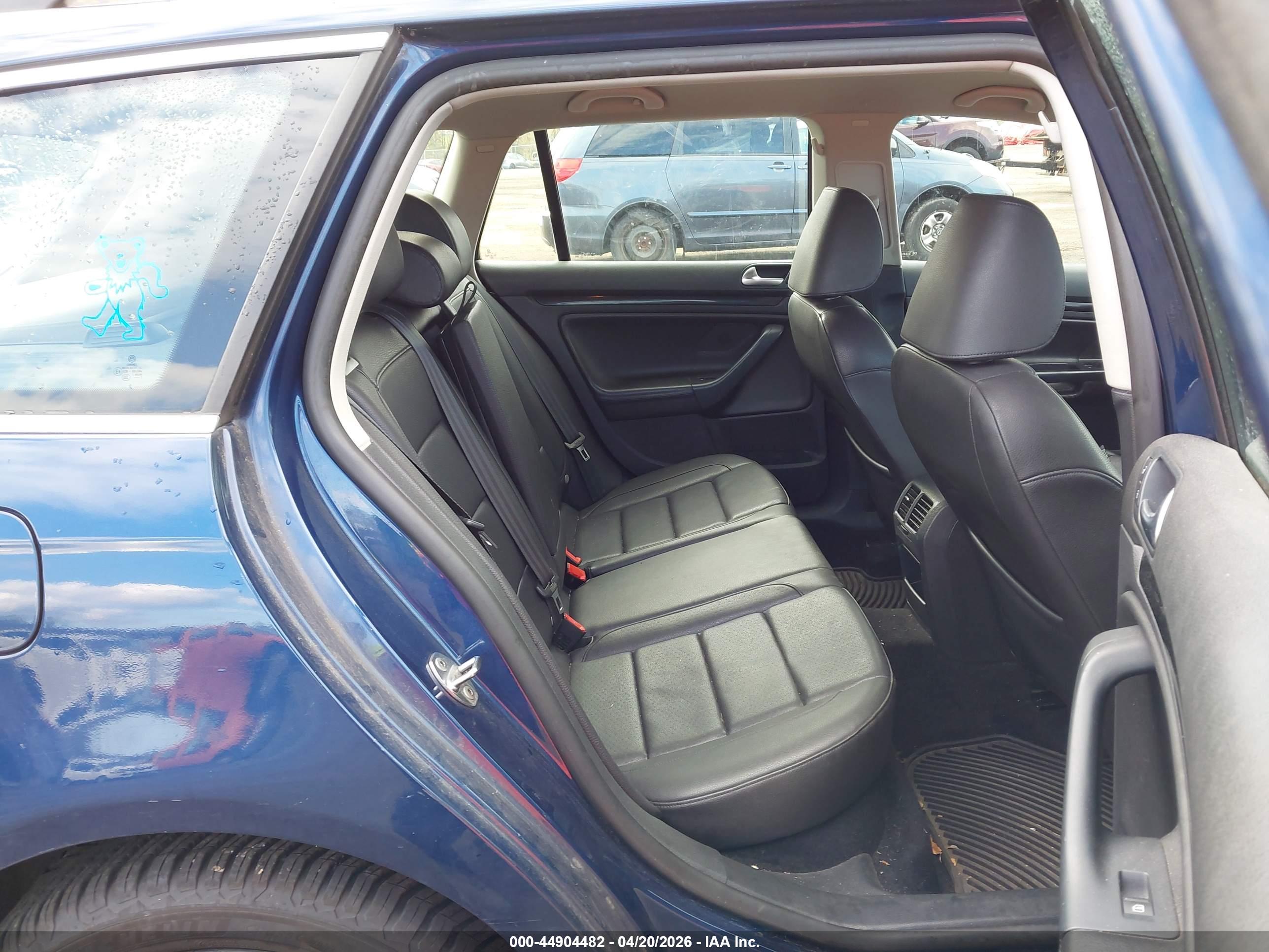 VOLKSWAGEN JETTA image 8