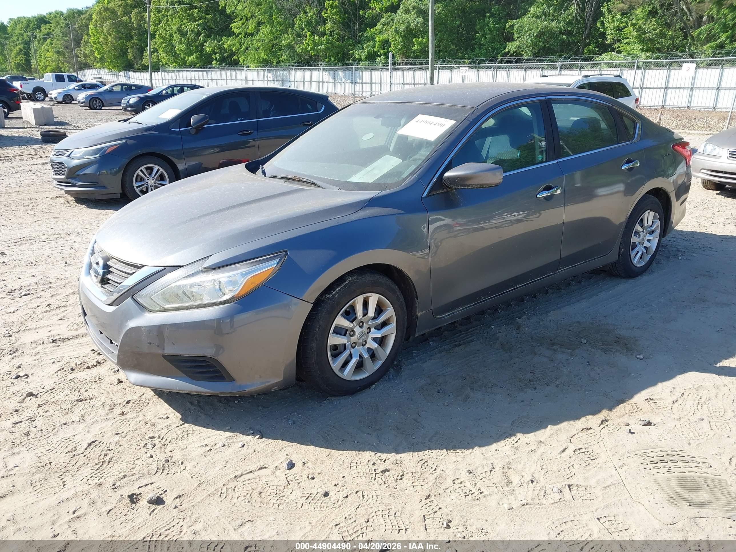 NISSAN ALTIMA image 2