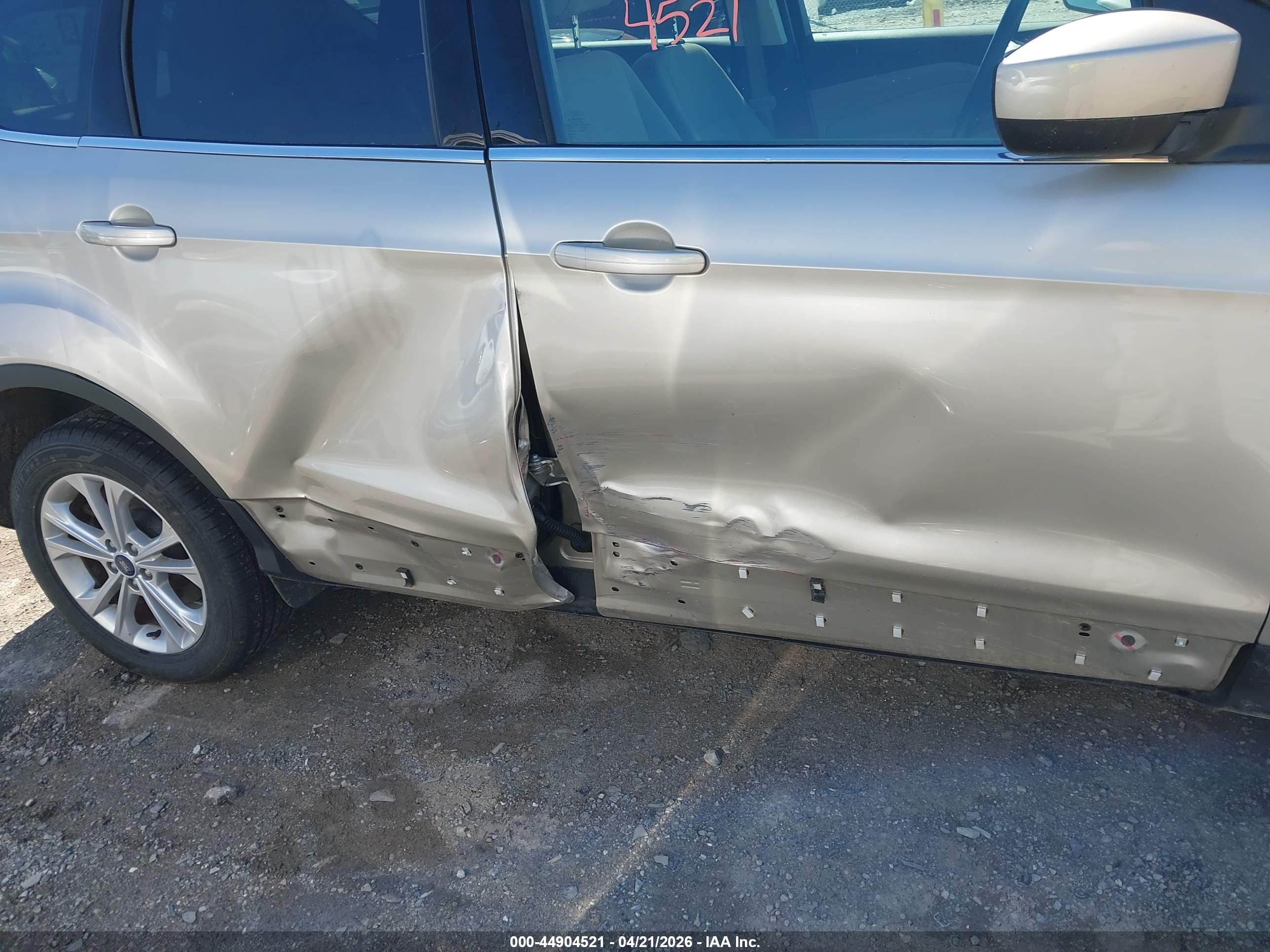 FORD ESCAPE image 6