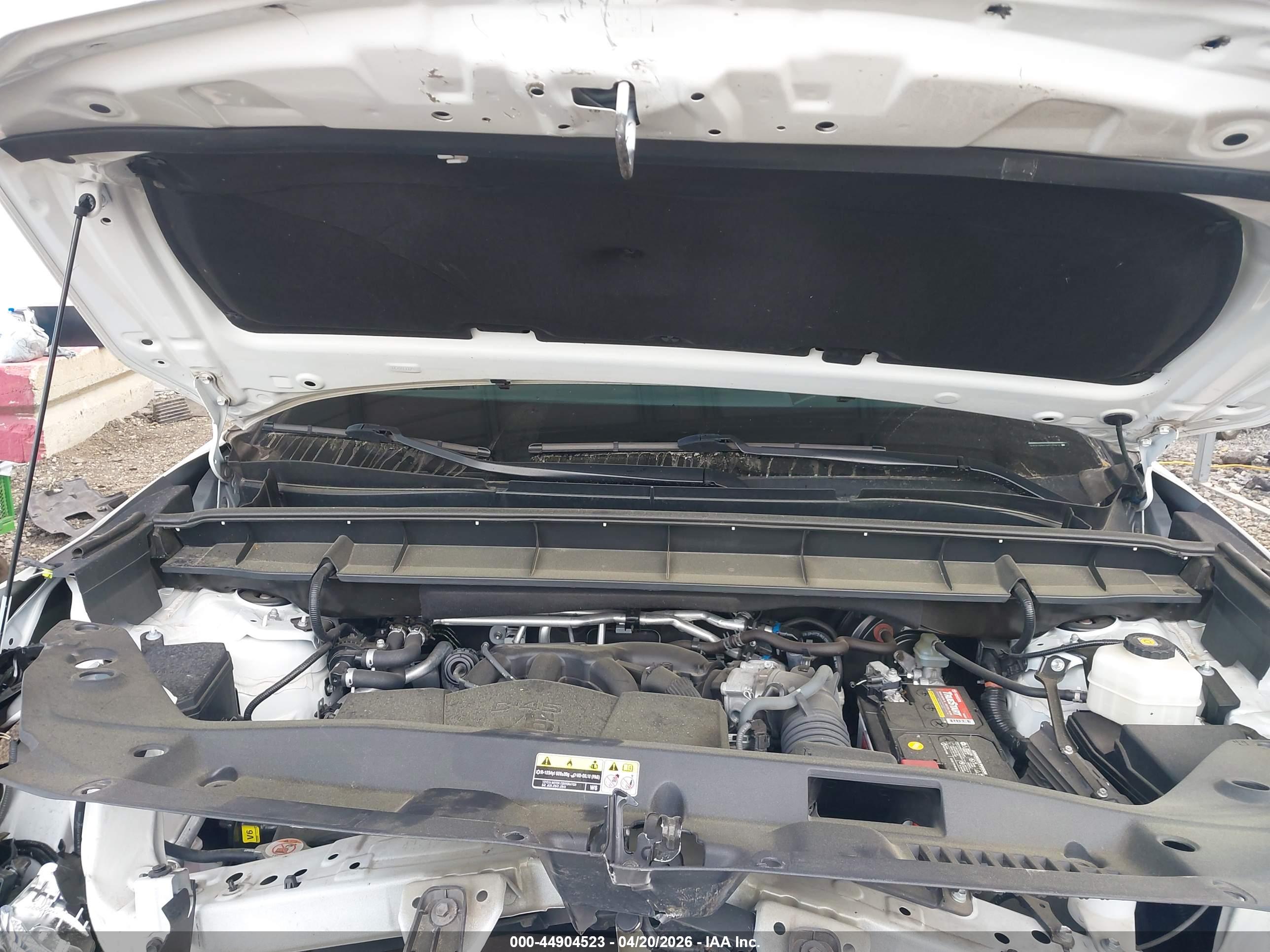 TOYOTA HIGHLANDER image 10