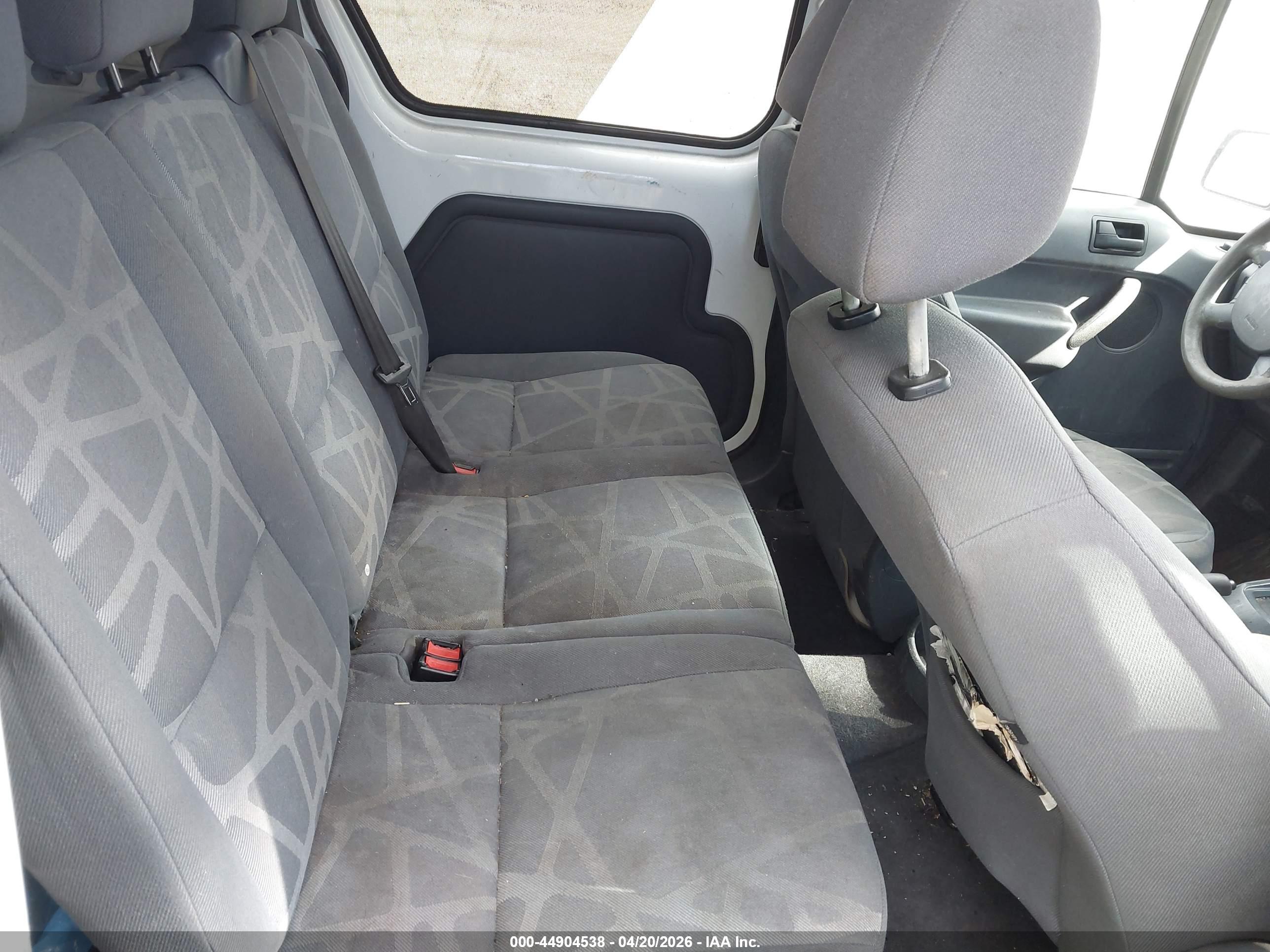 FORD TRANSIT image 8