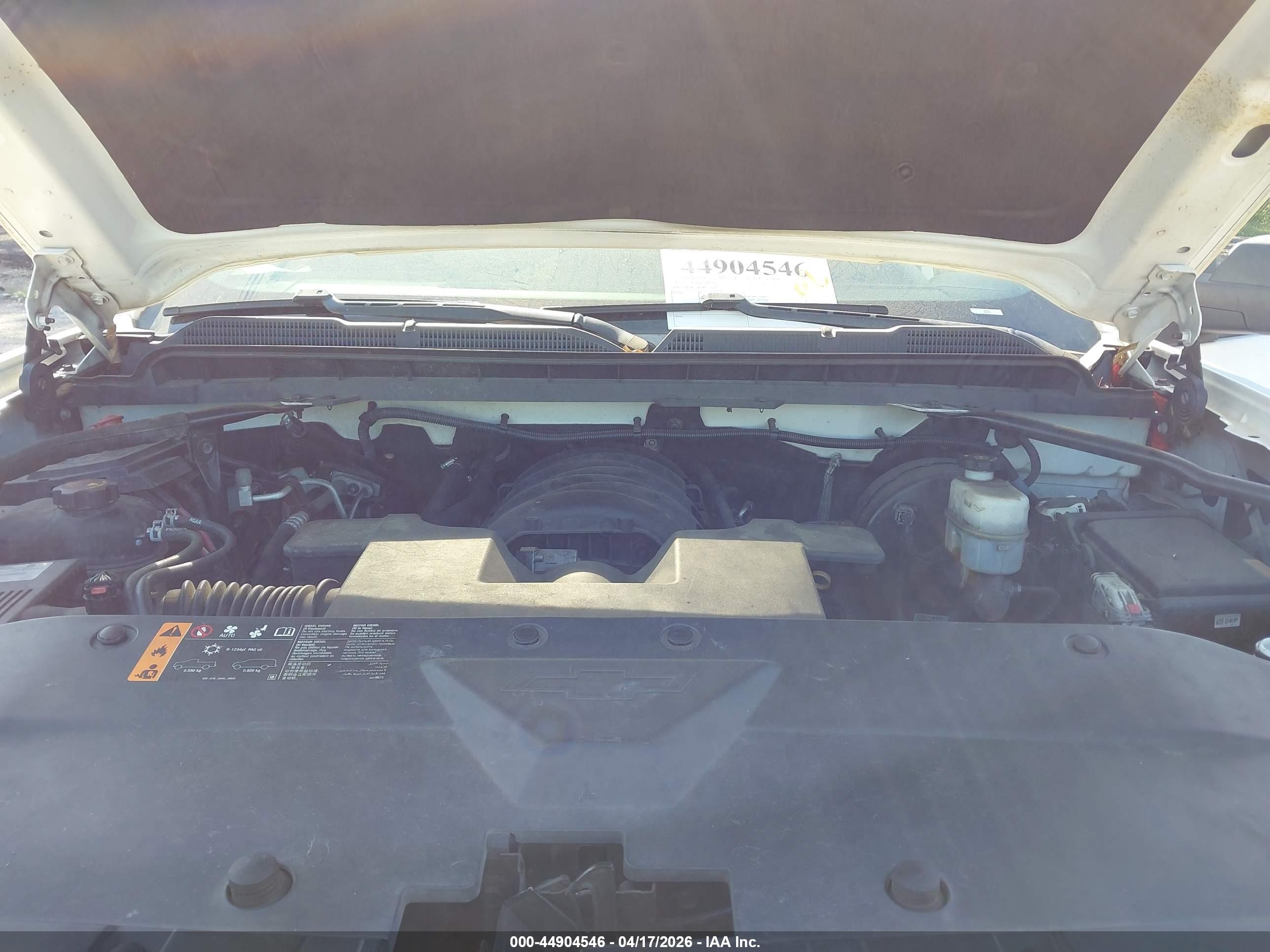 CHEVROLET SILVERADO image 10