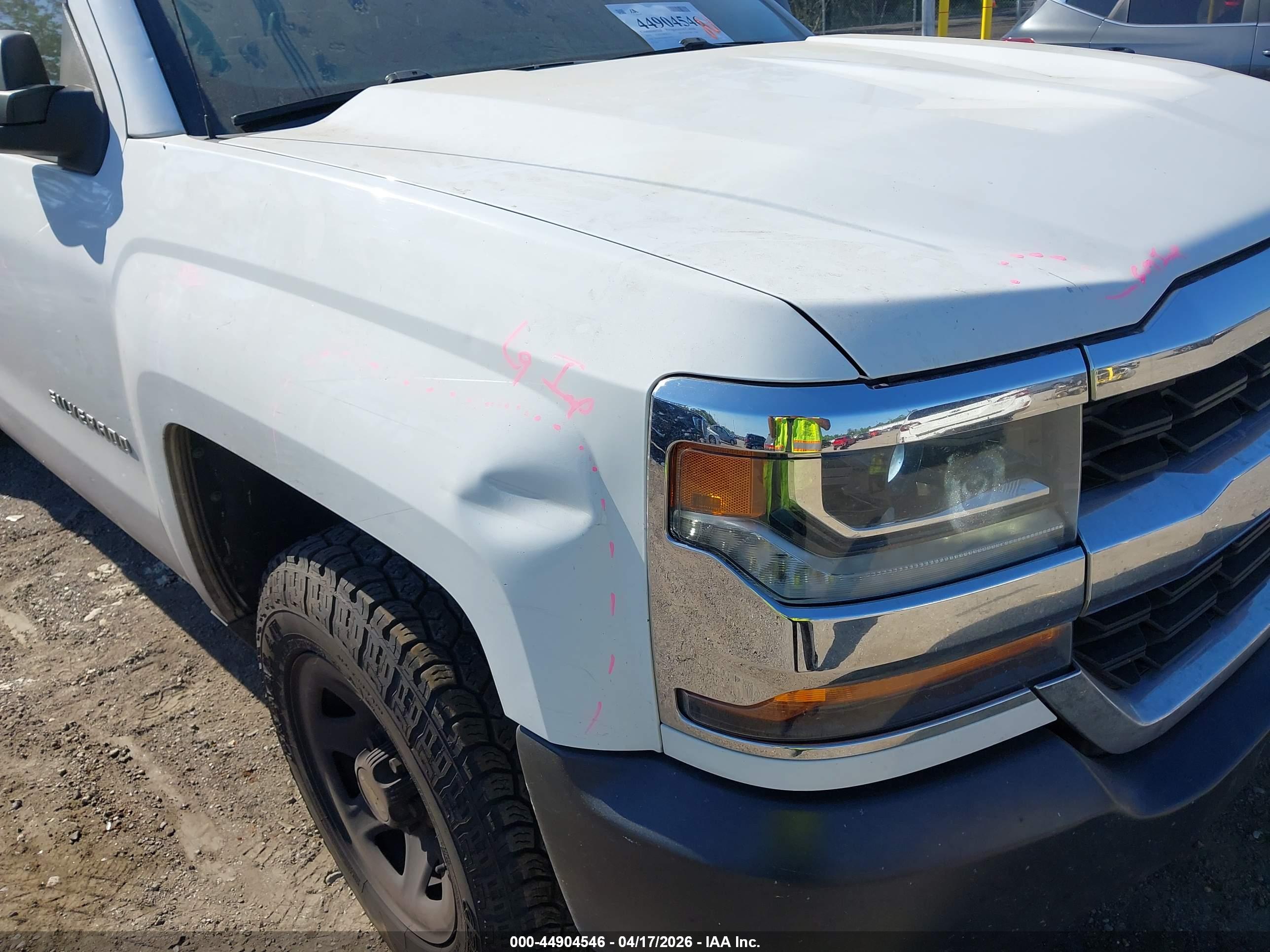 CHEVROLET SILVERADO image 6