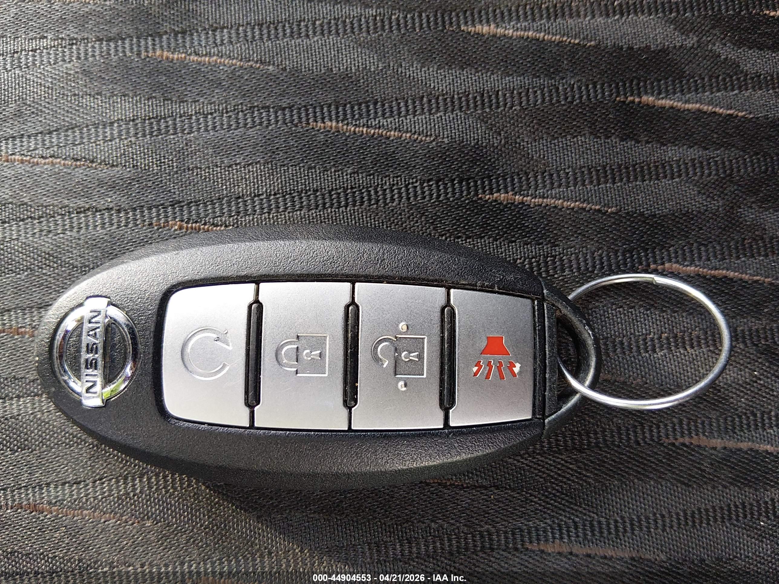 NISSAN ROGUE image 11