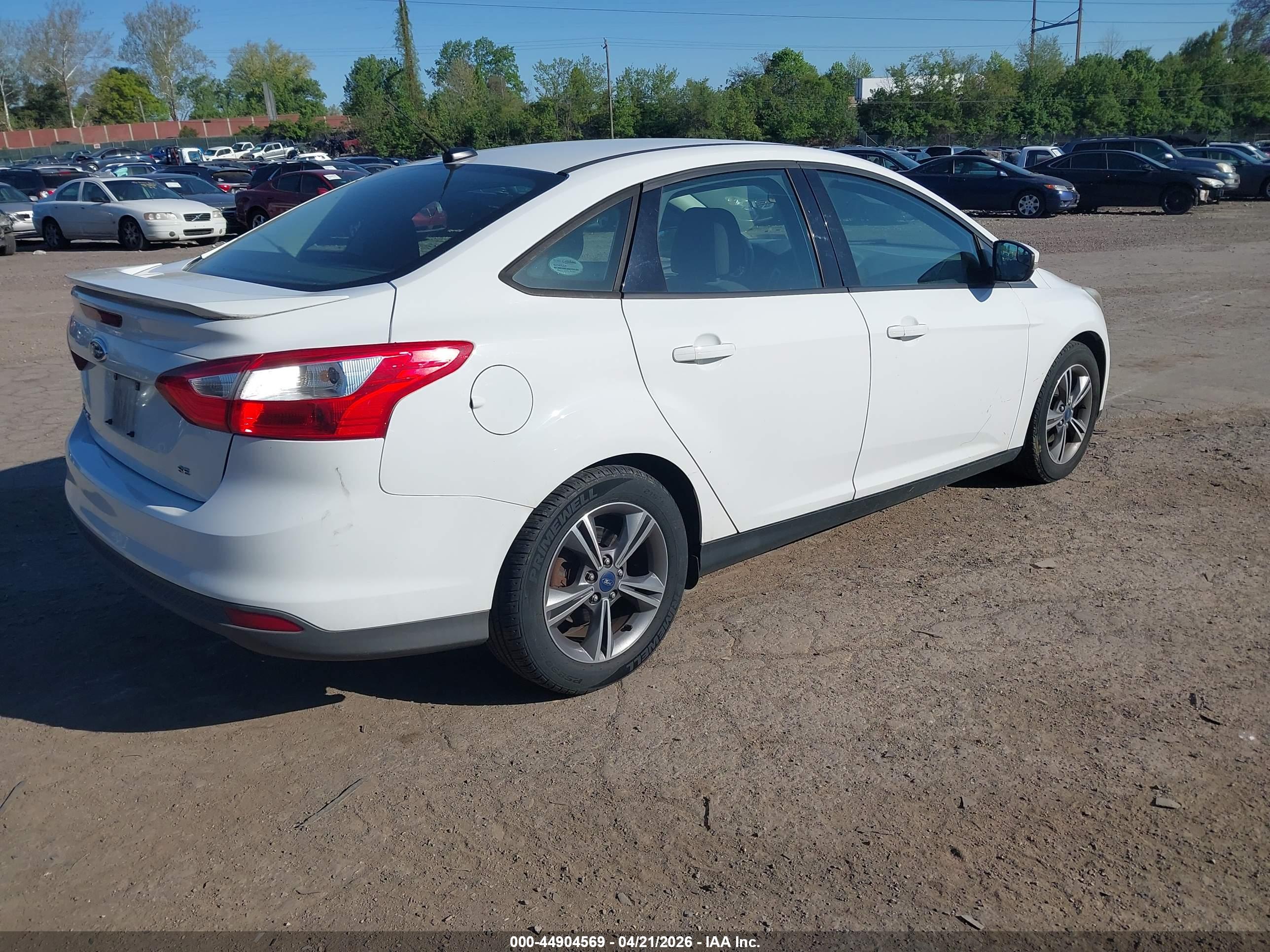 FORD FOCUS image 4