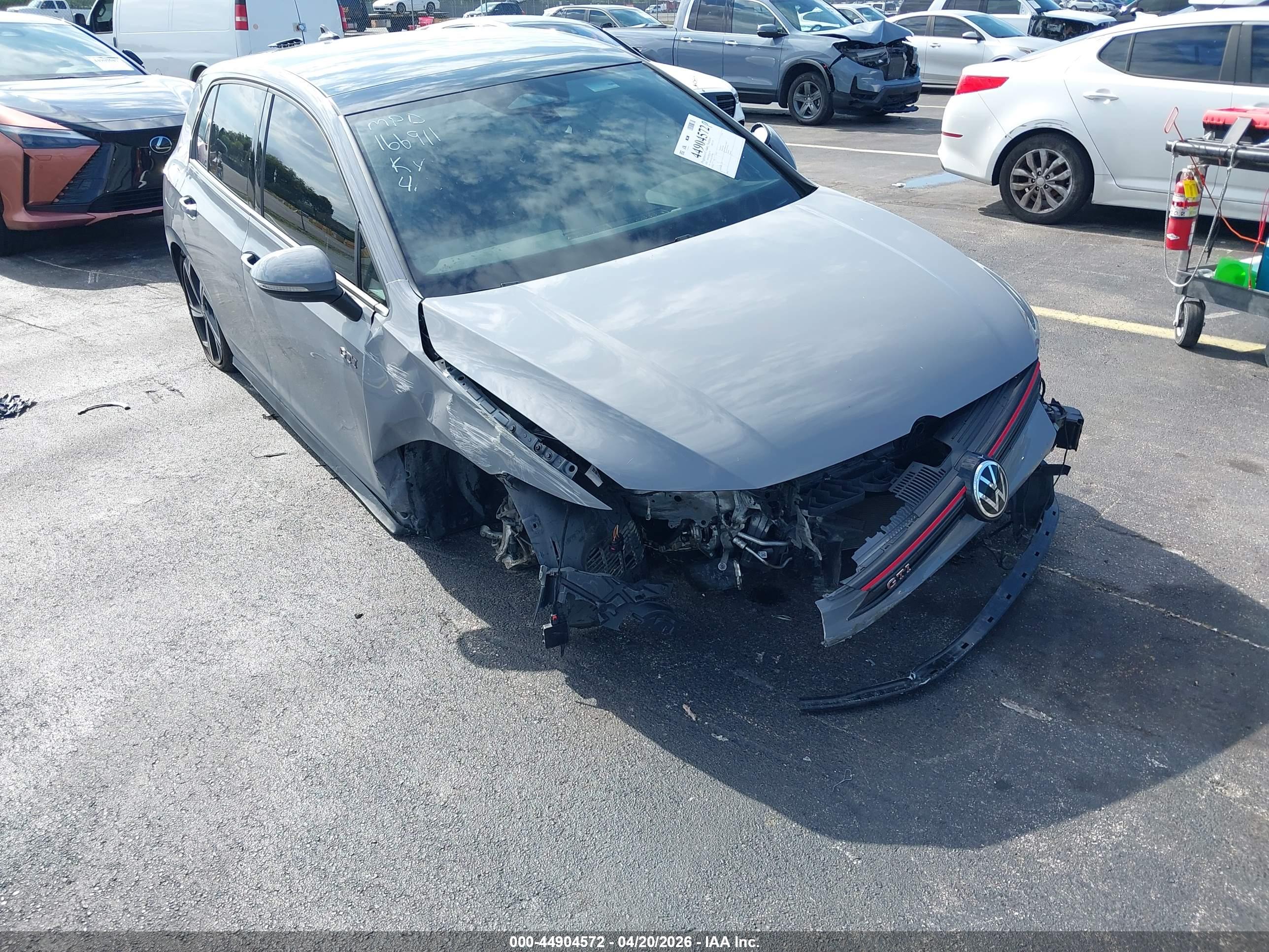 VOLKSWAGEN GOLF image 6