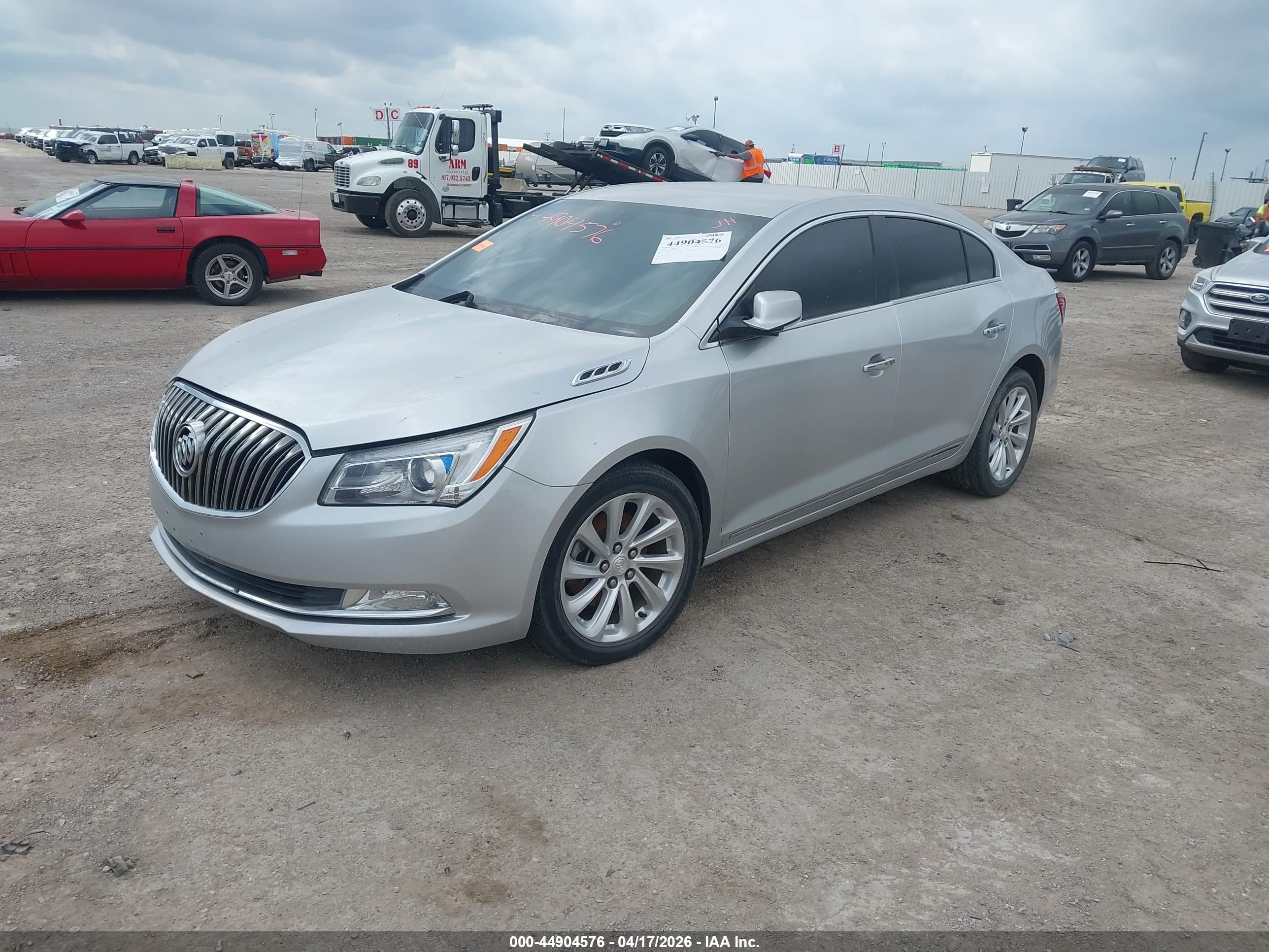 BUICK LACROSSE image 2