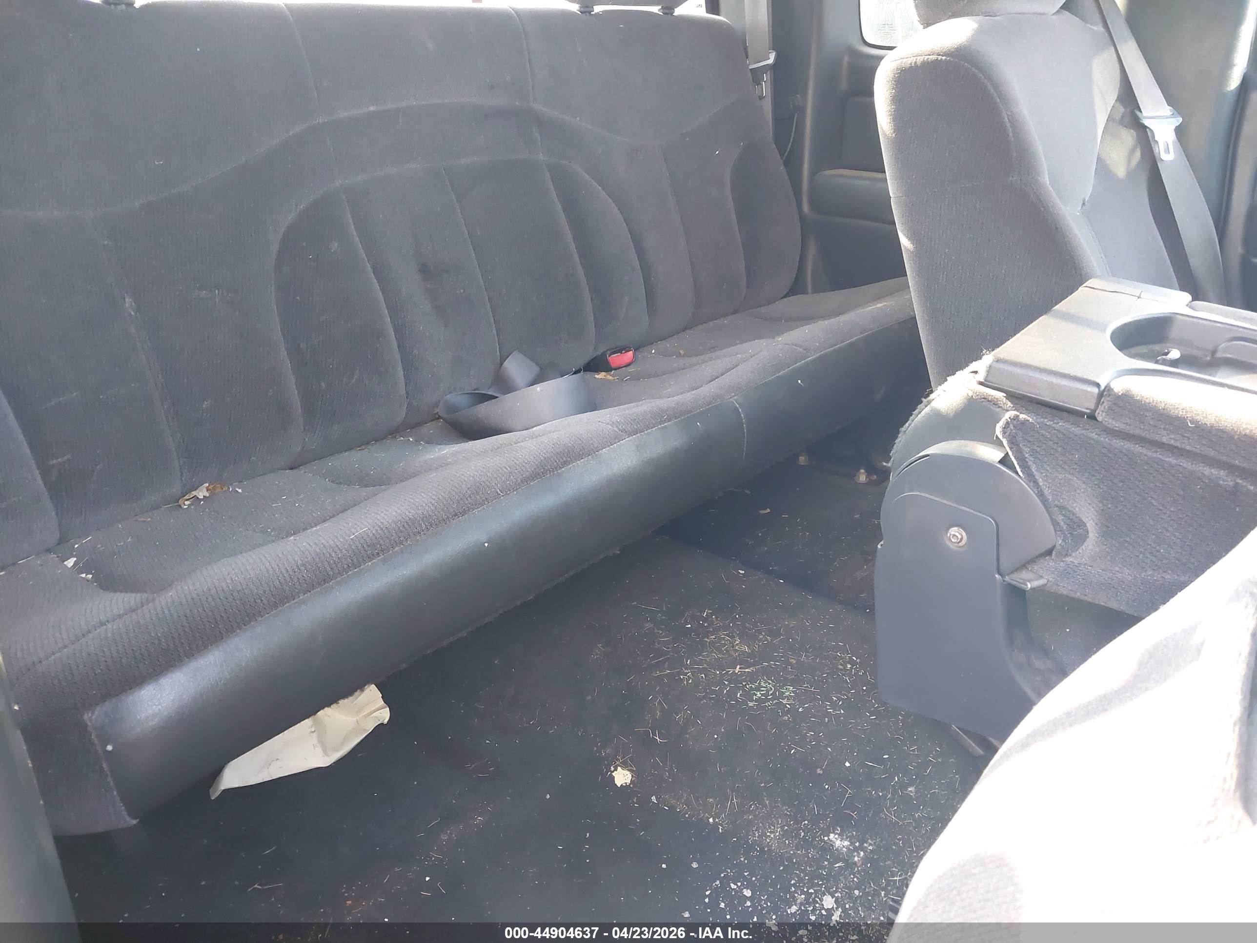 GMC SIERRA image 8