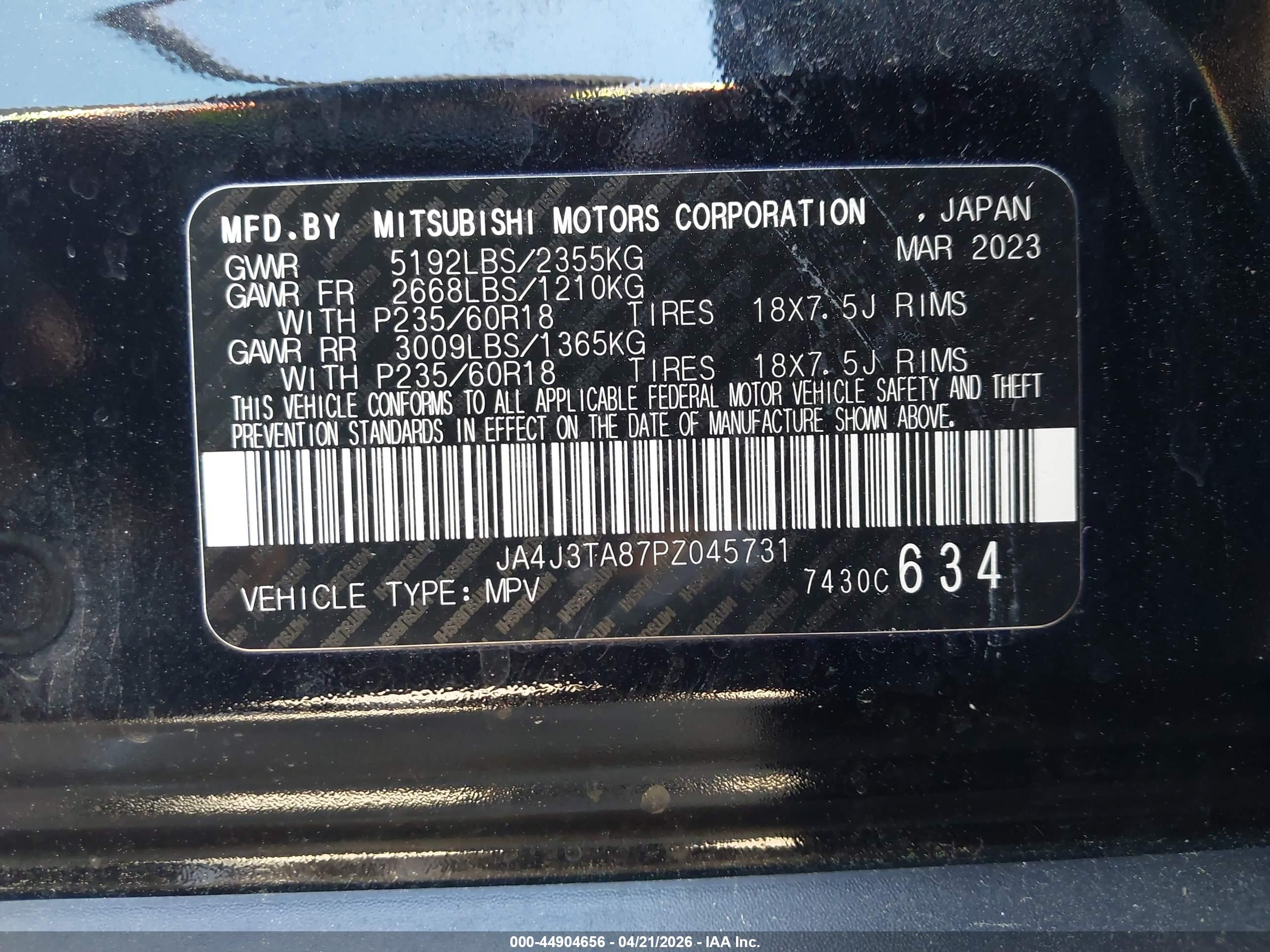MITSUBISHI OUTLANDER image 9