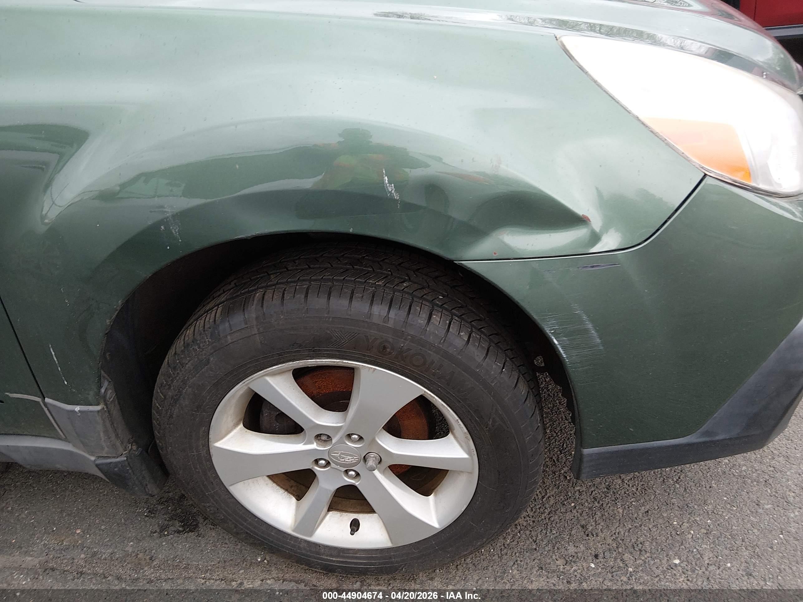 SUBARU OUTBACK image 6