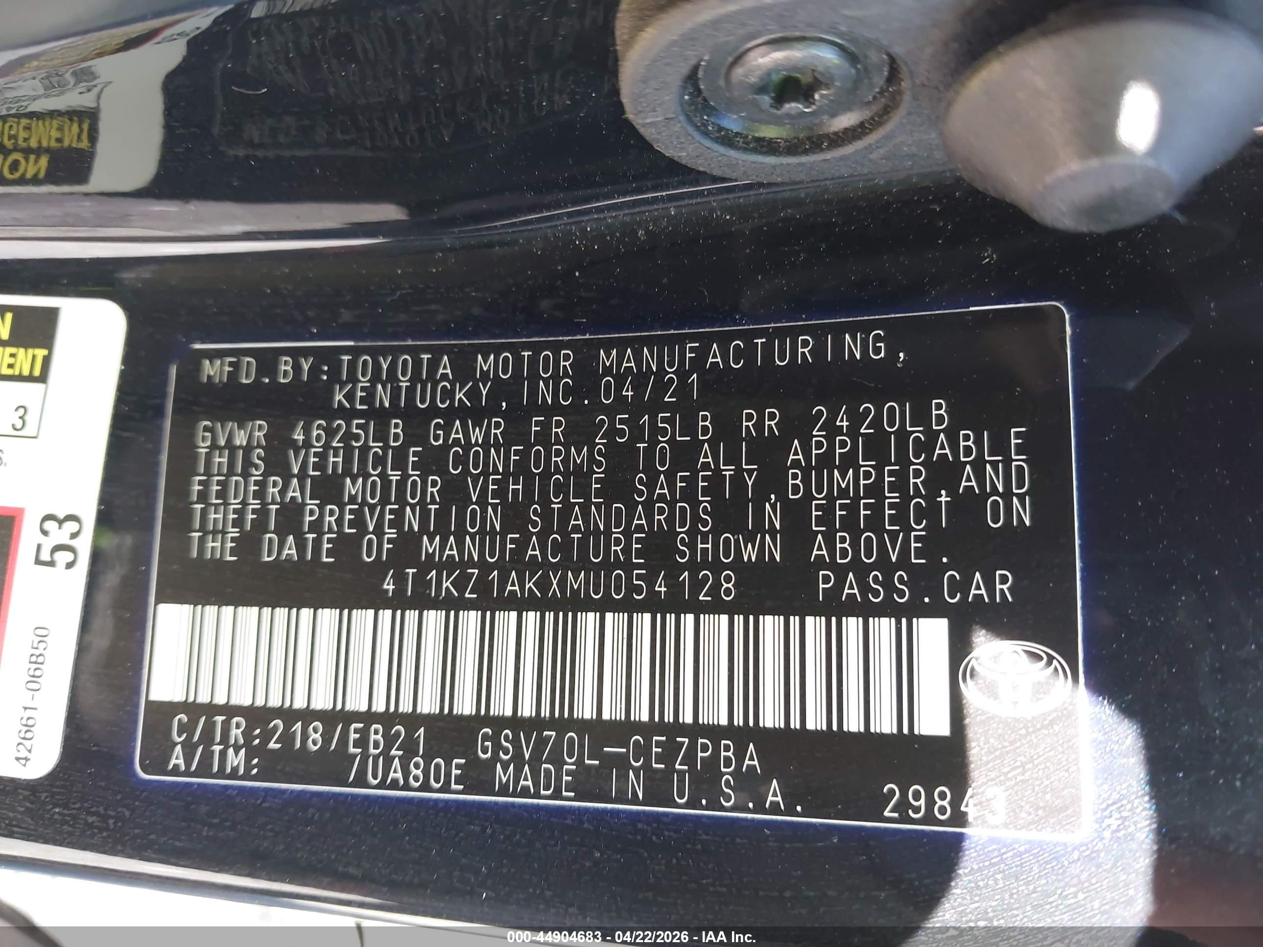 TOYOTA CAMRY image 9