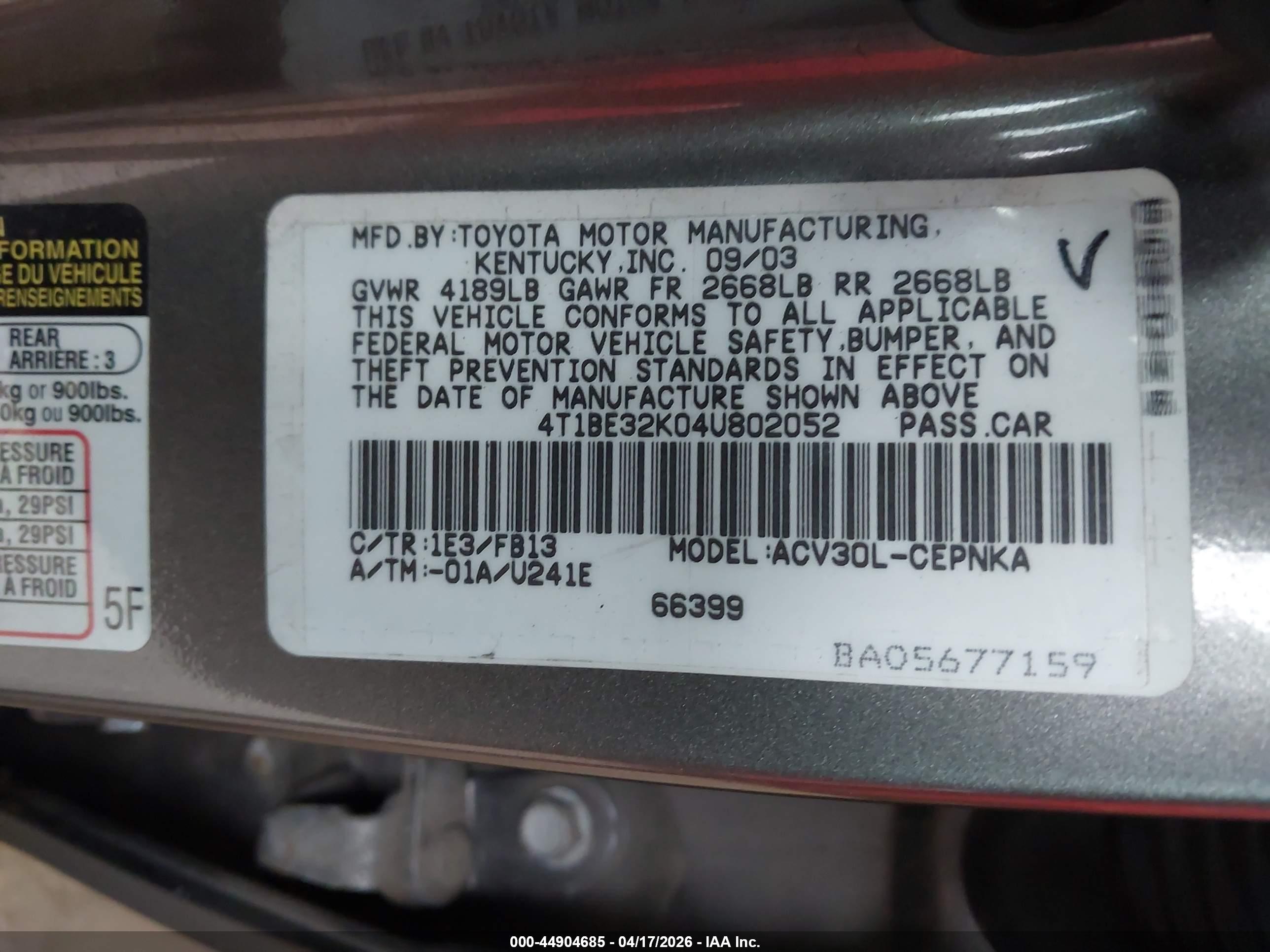 TOYOTA CAMRY image 9
