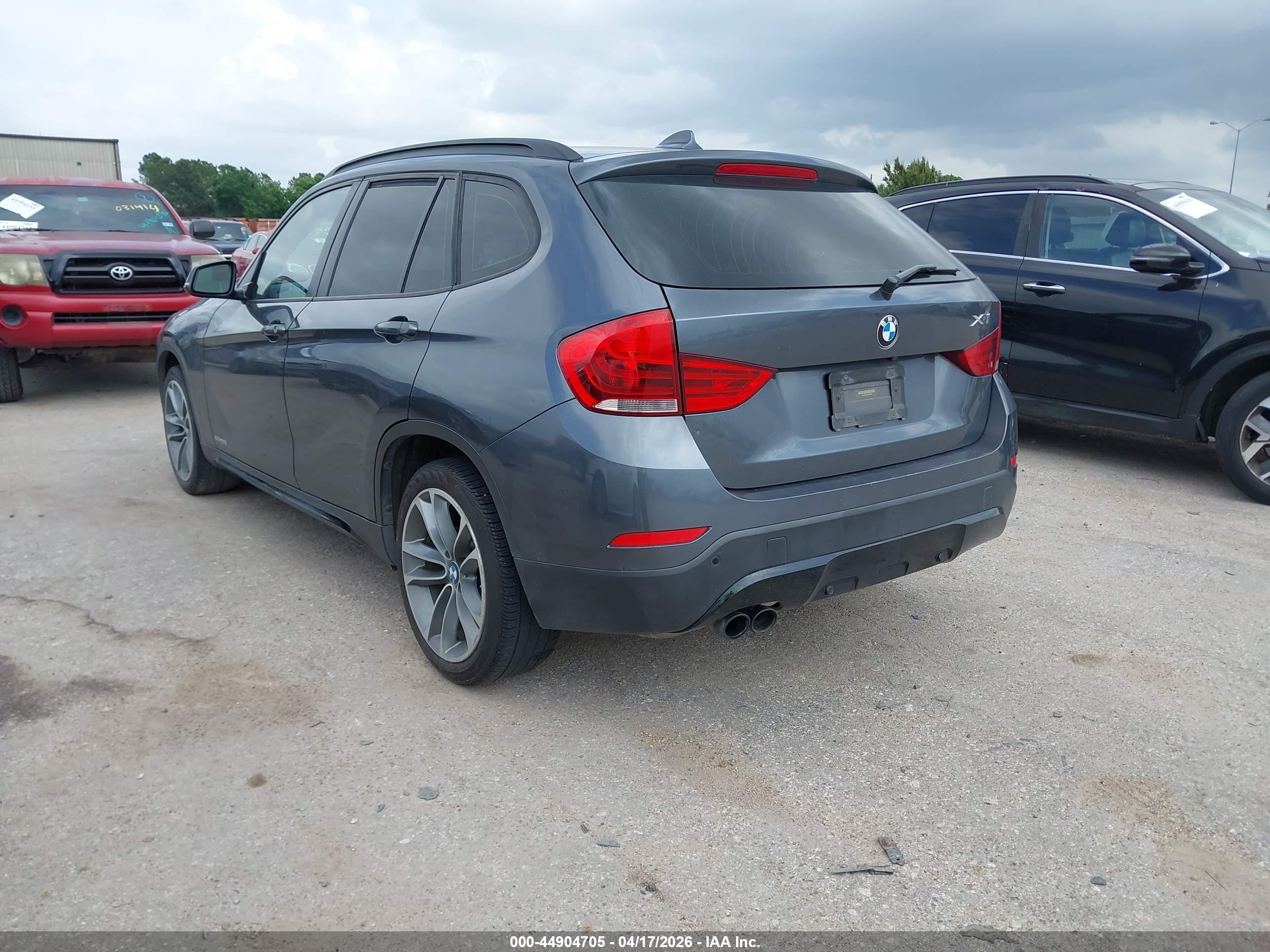 BMW X1 image 3