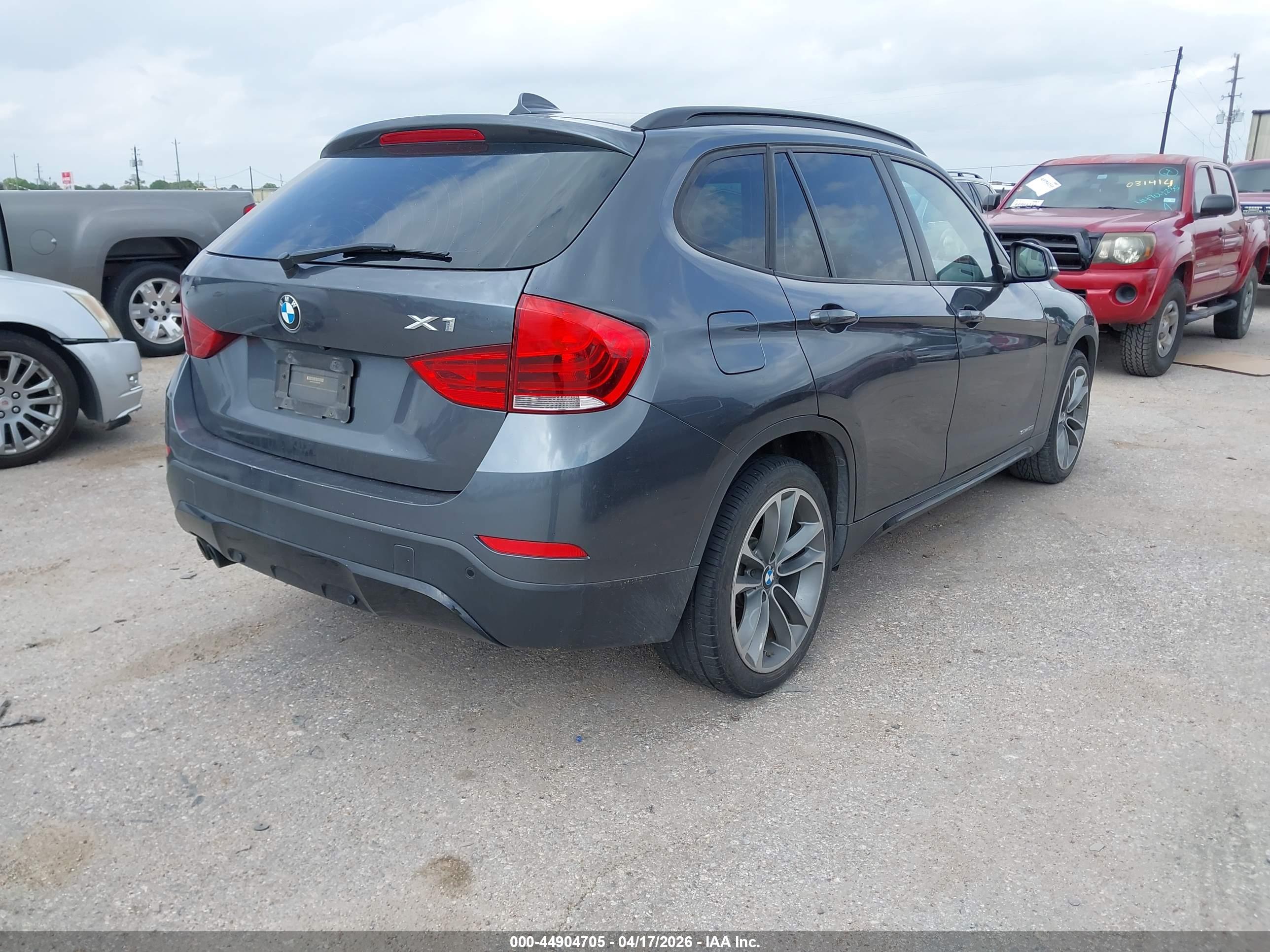 BMW X1 image 4