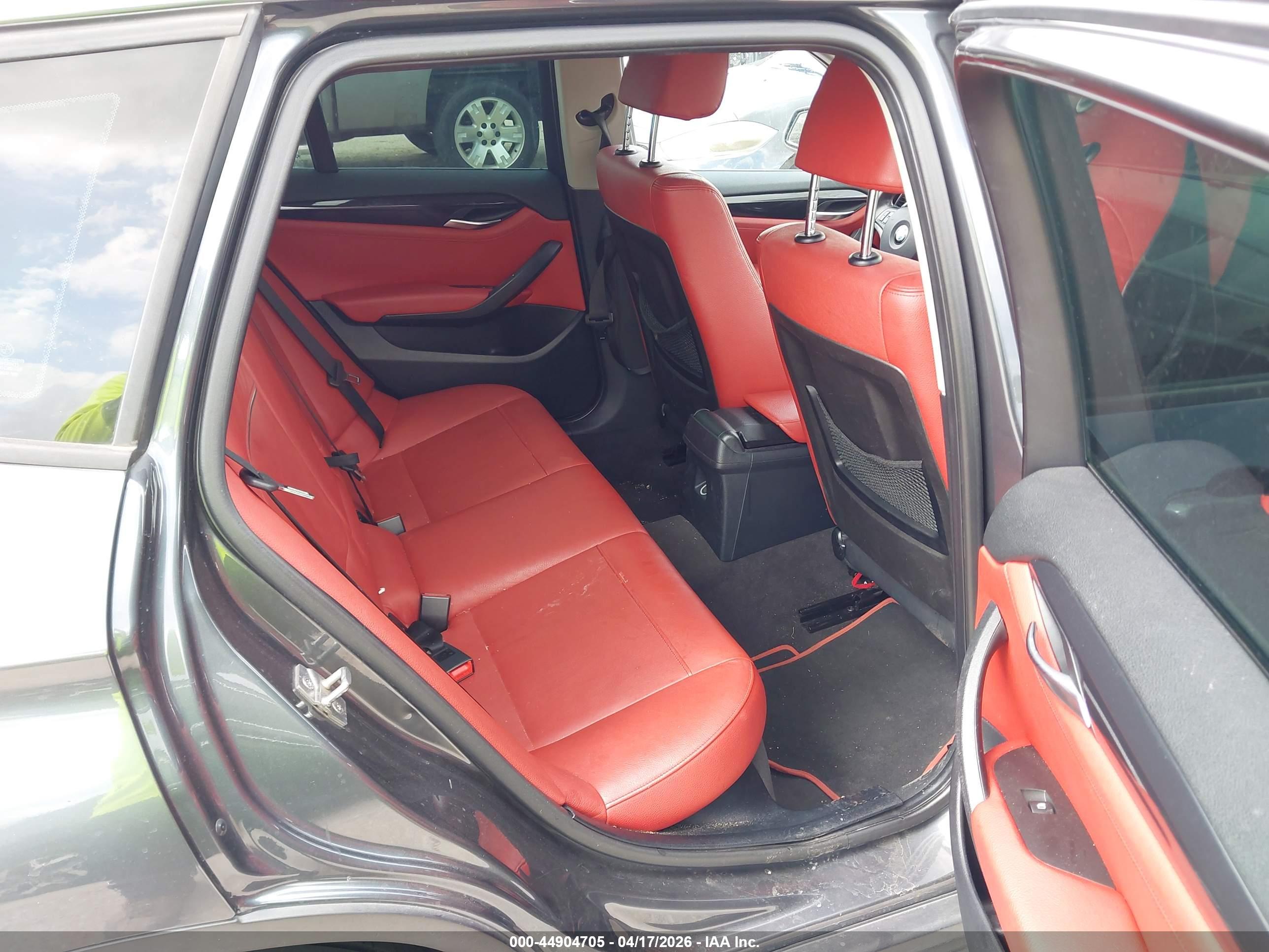 BMW X1 image 8