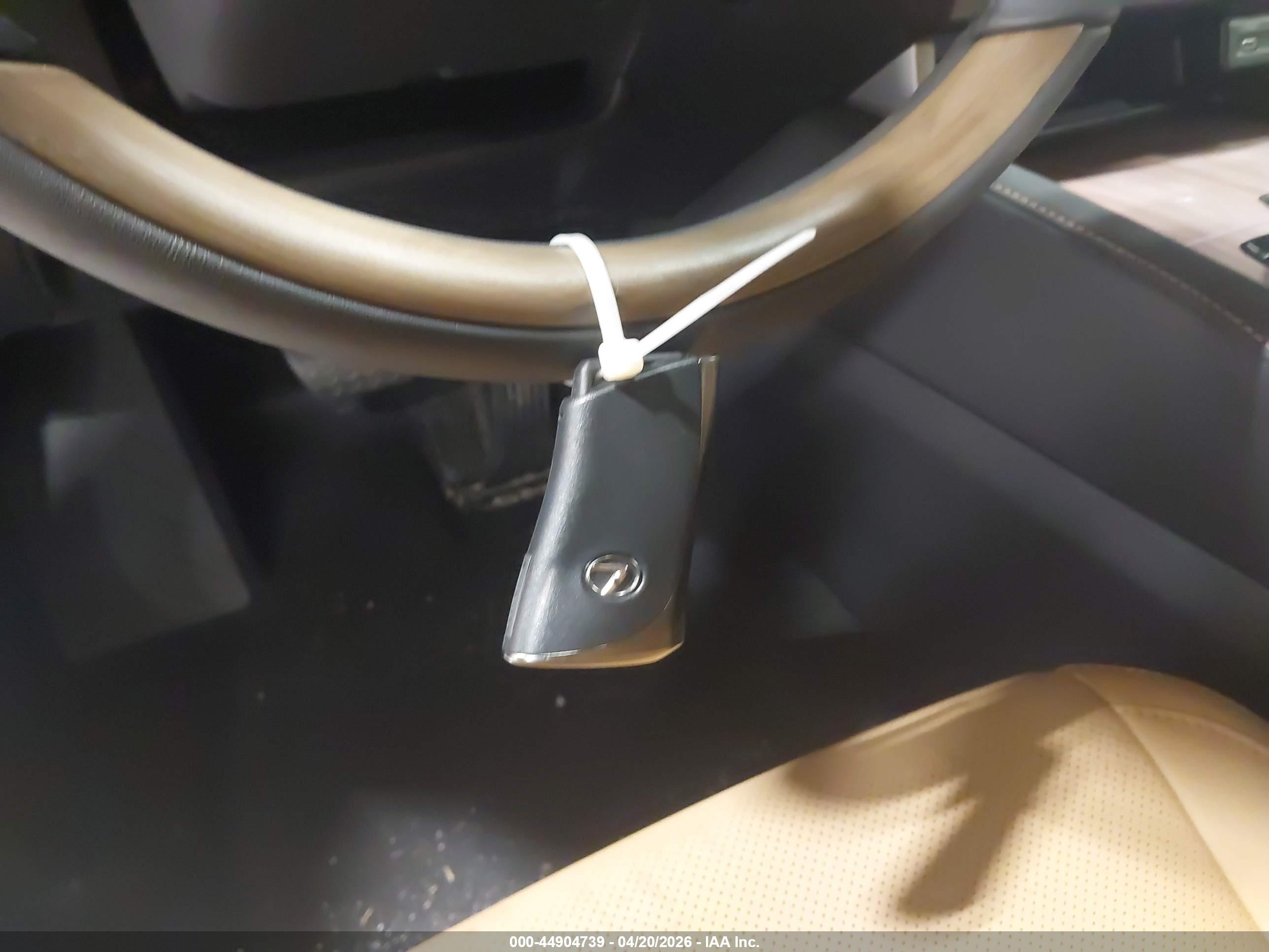 LEXUS RX image 11