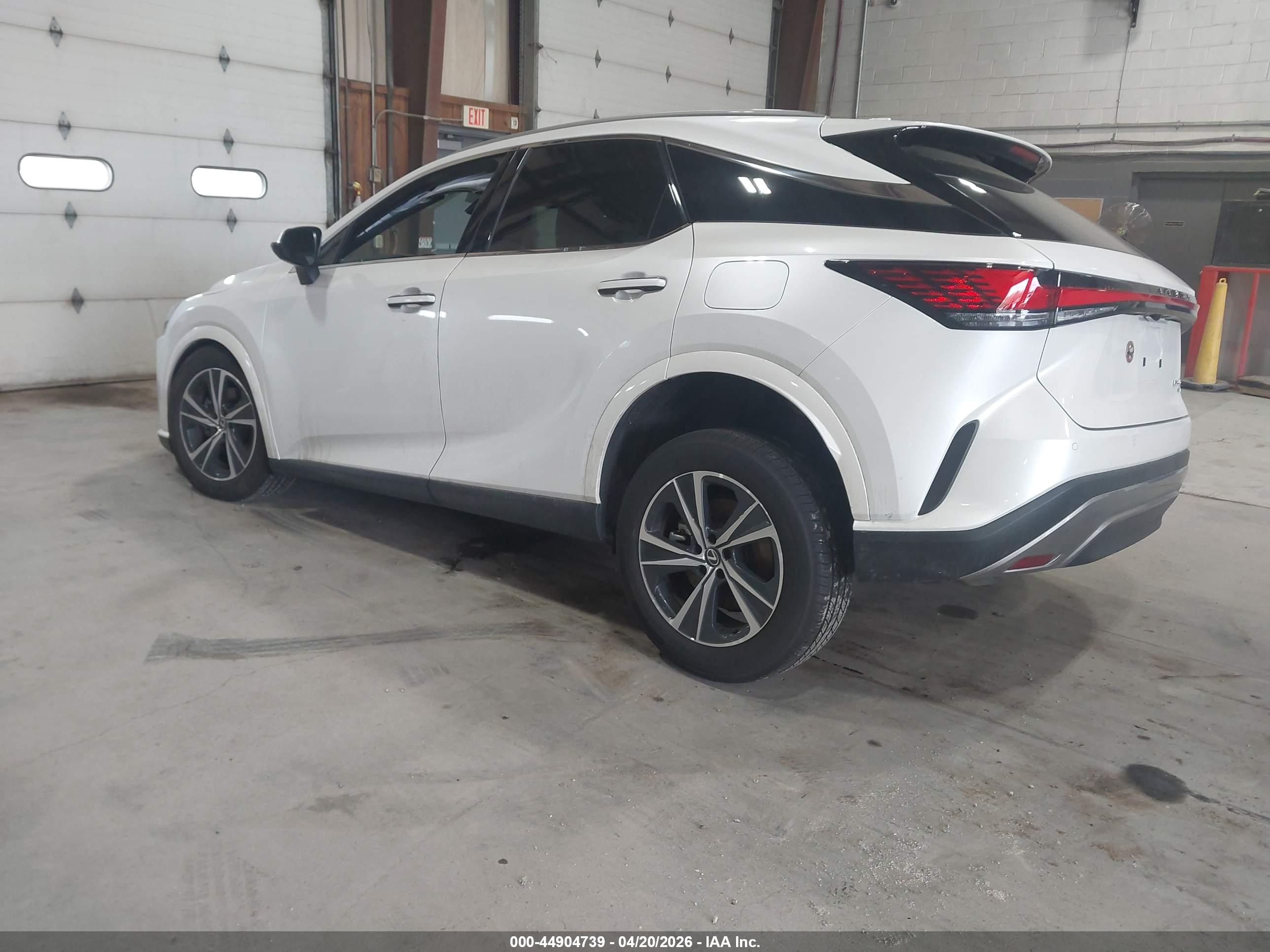 LEXUS RX image 3