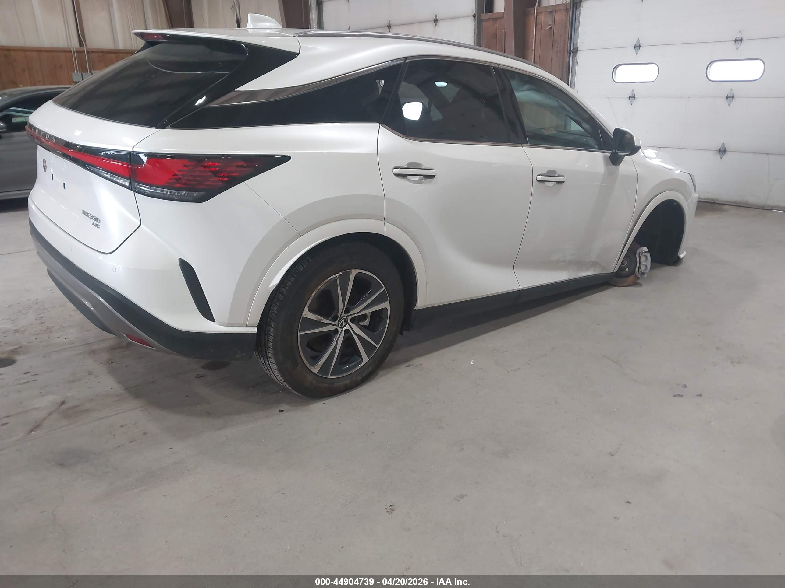 LEXUS RX image 4