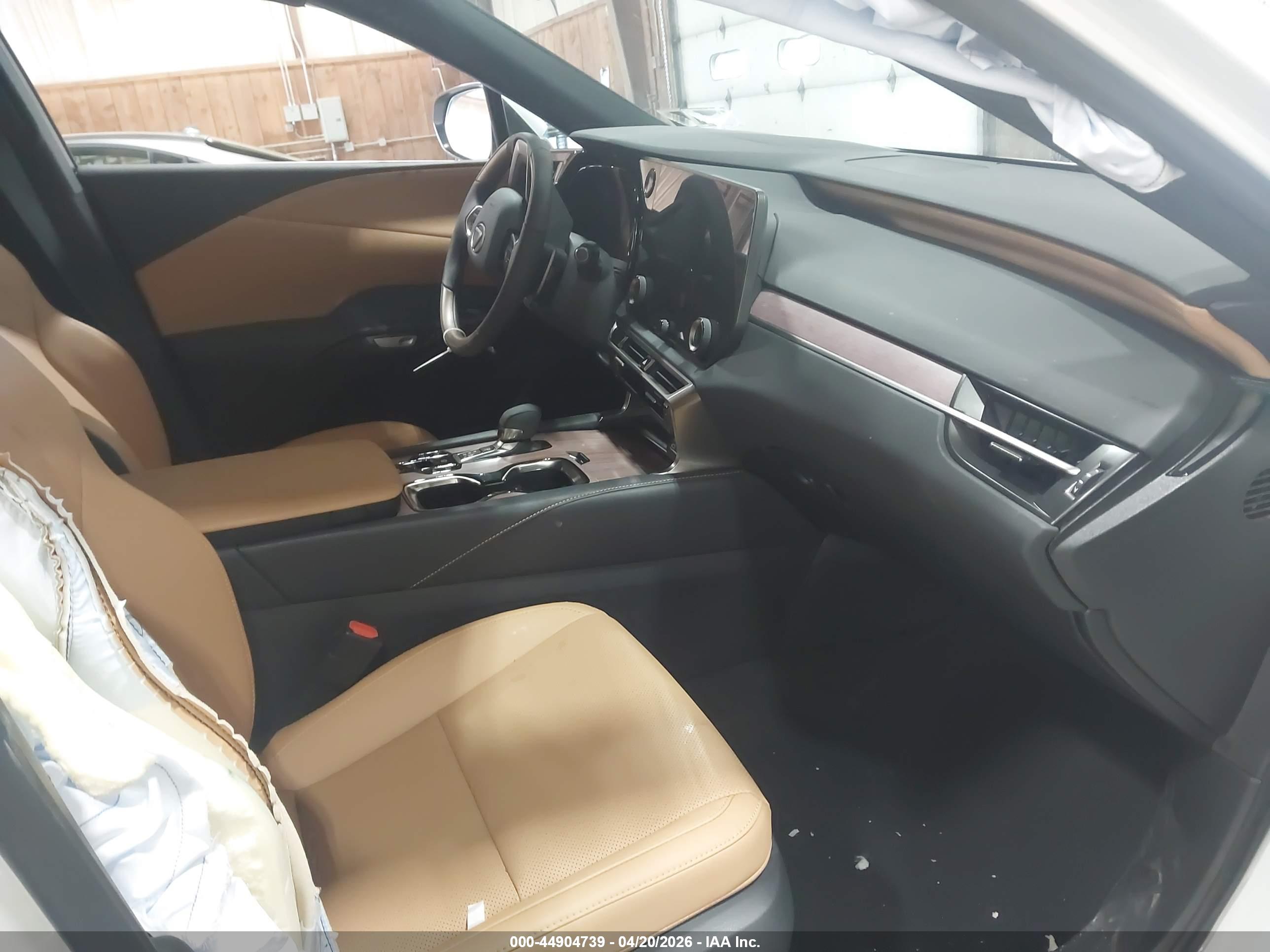 LEXUS RX image 5