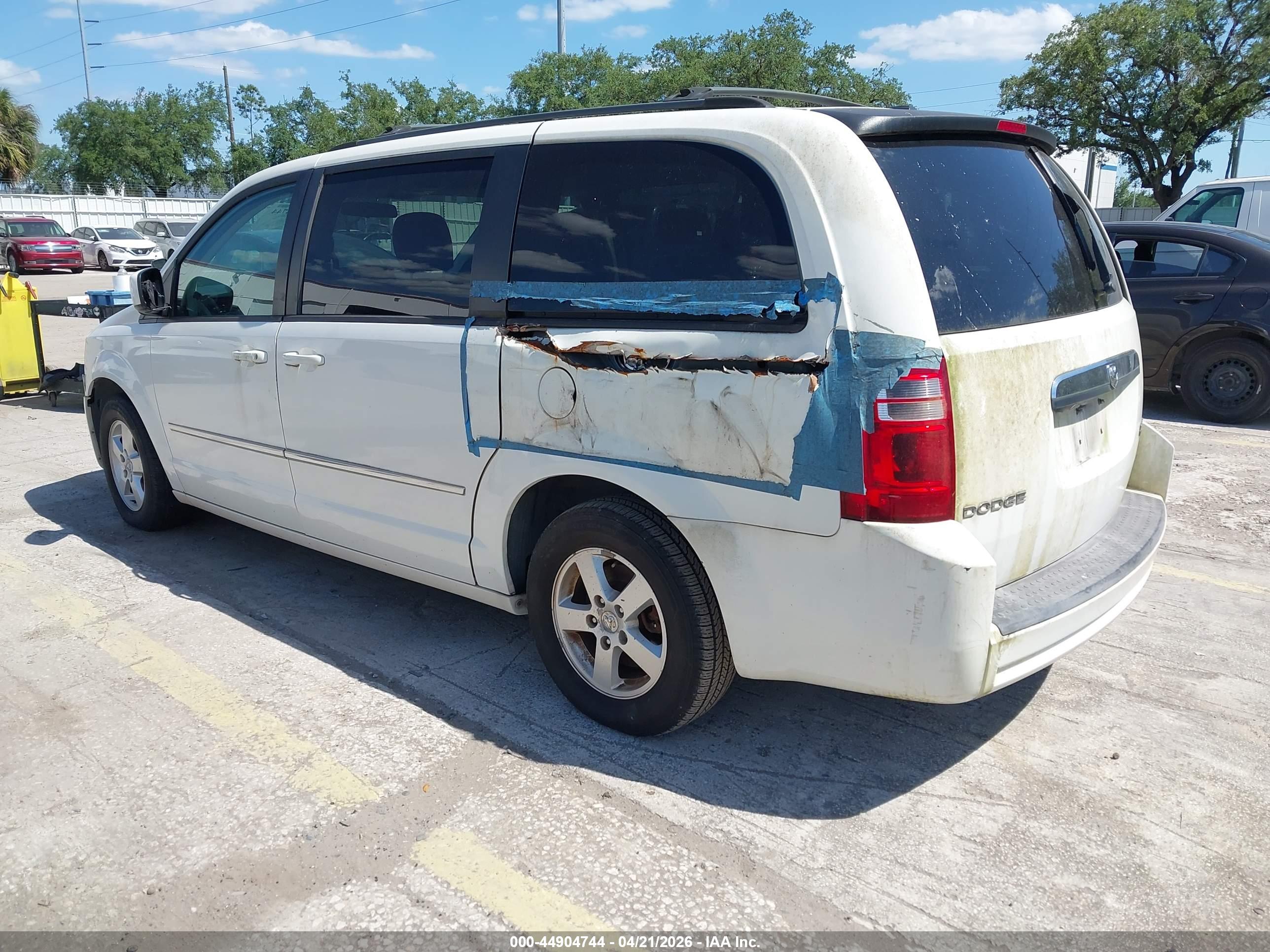 DODGE GRAND image 3