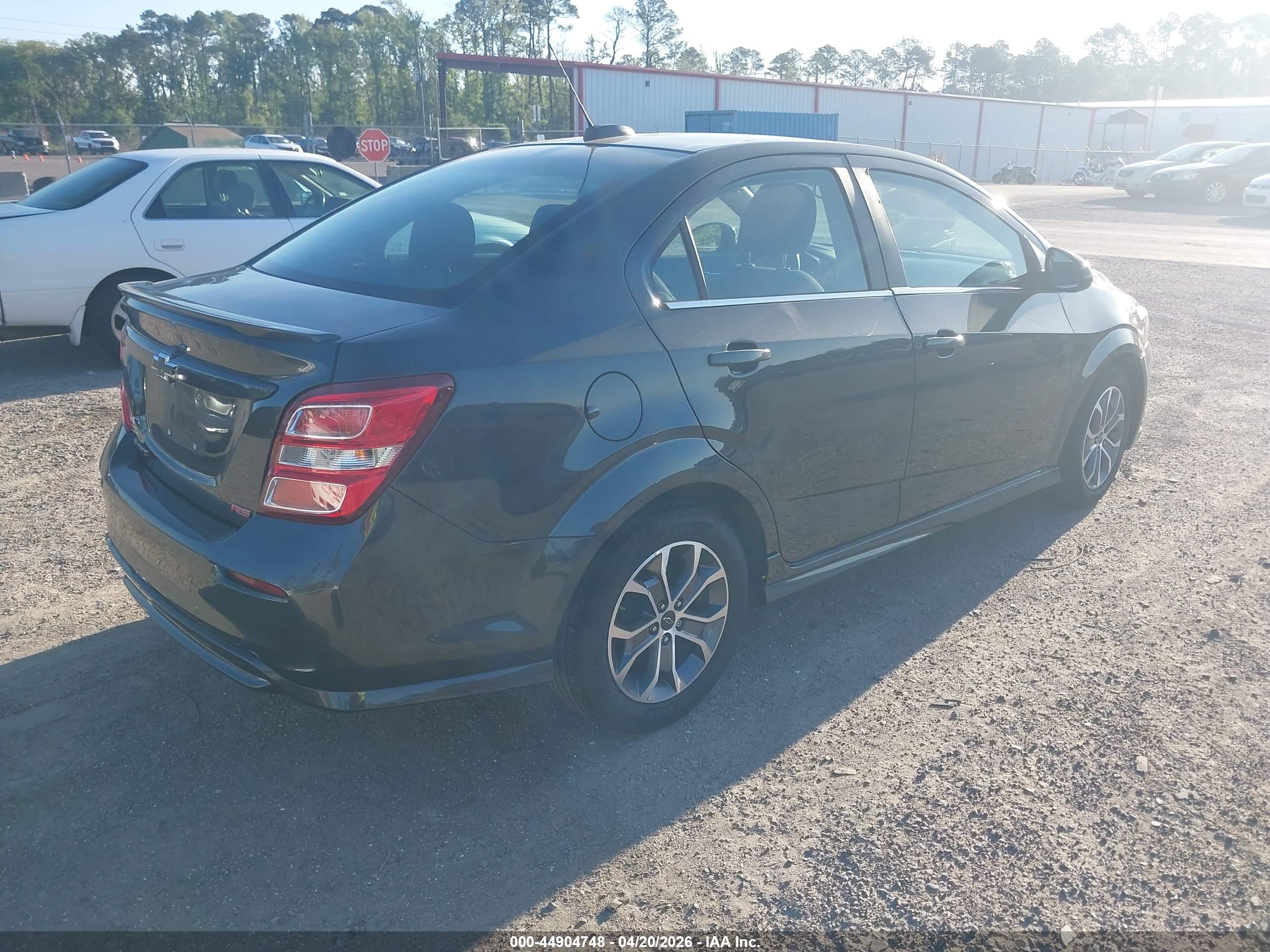 CHEVROLET SONIC image 4