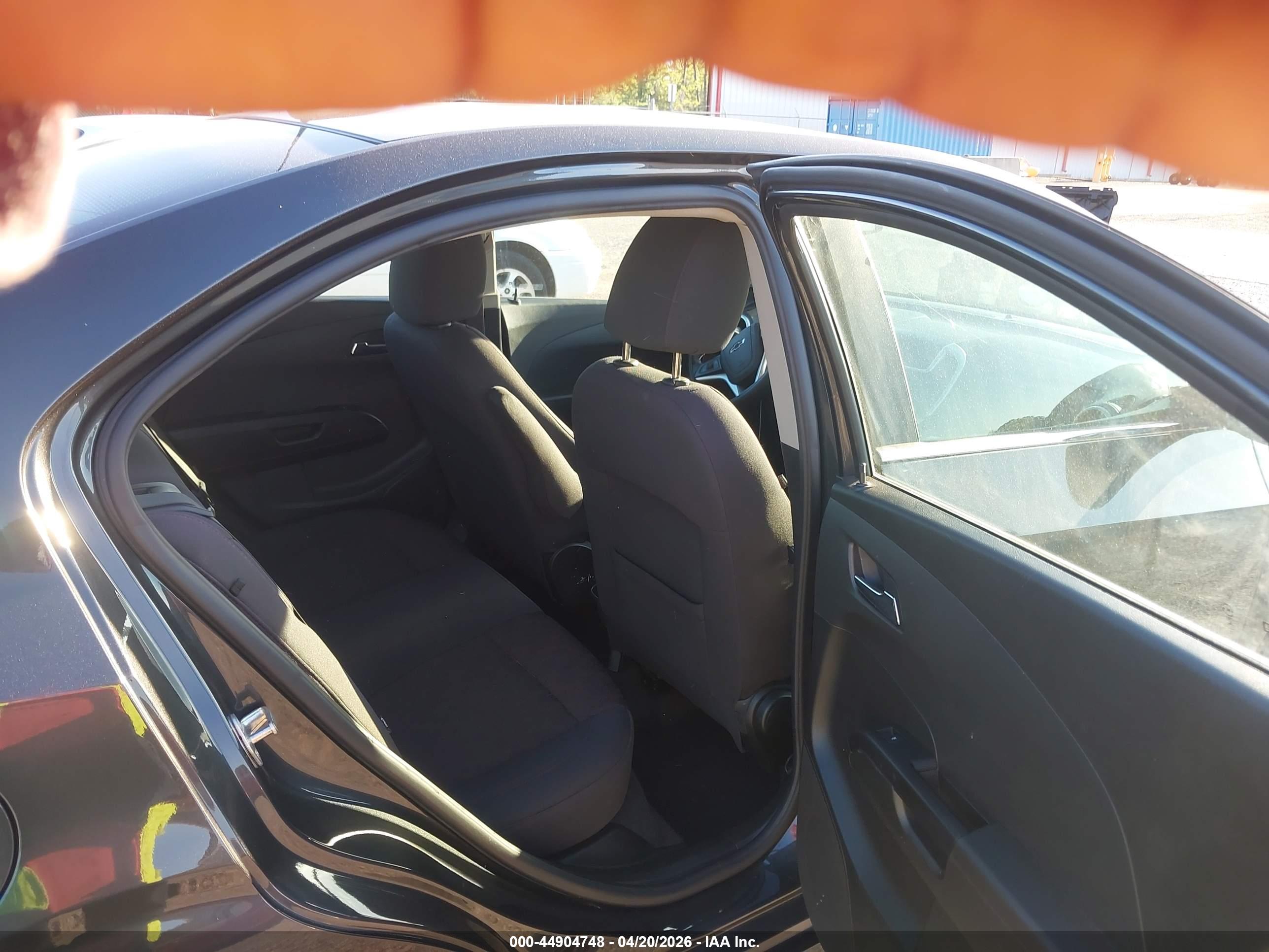 CHEVROLET SONIC image 8