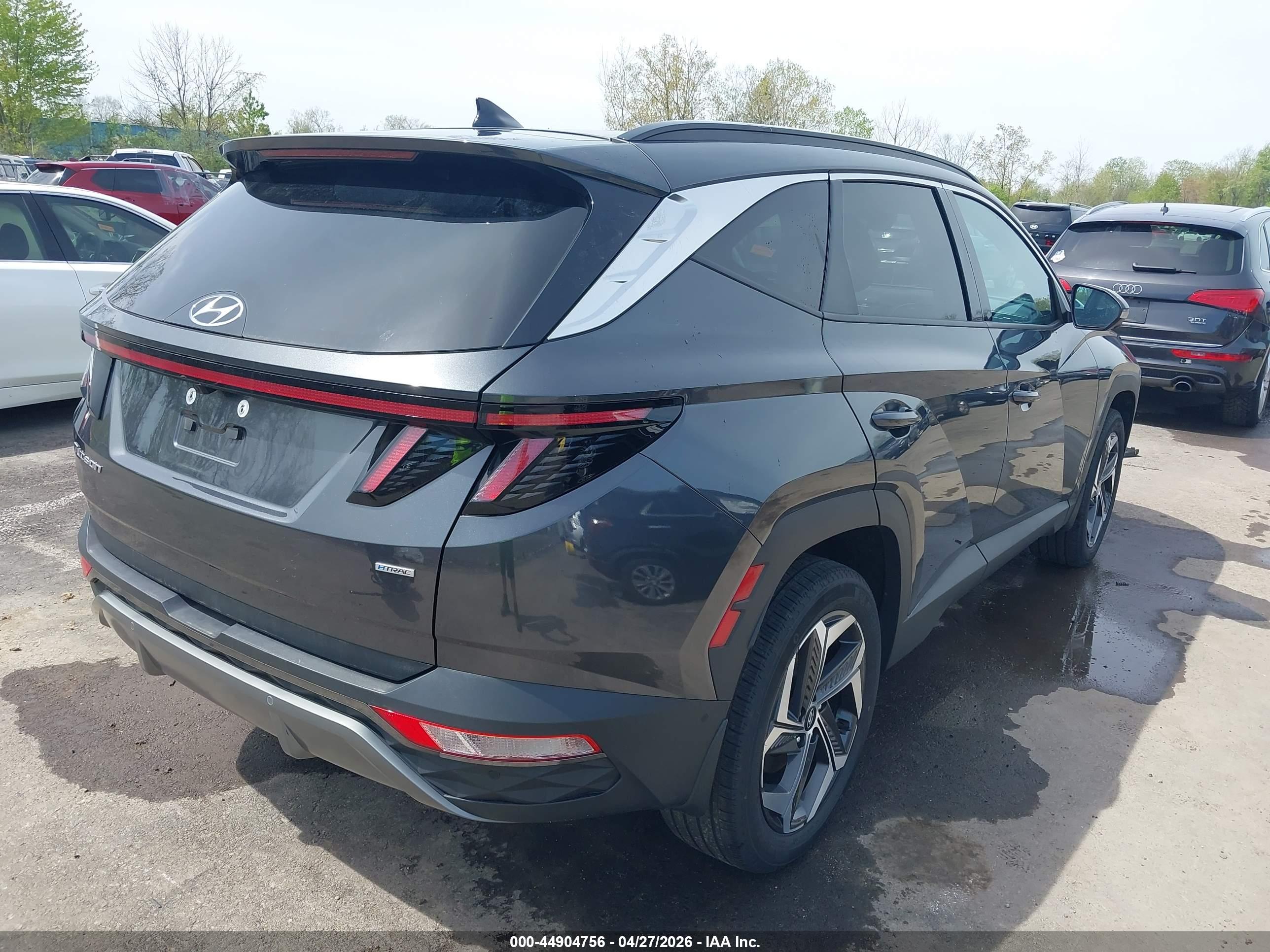 HYUNDAI TUCSON image 4